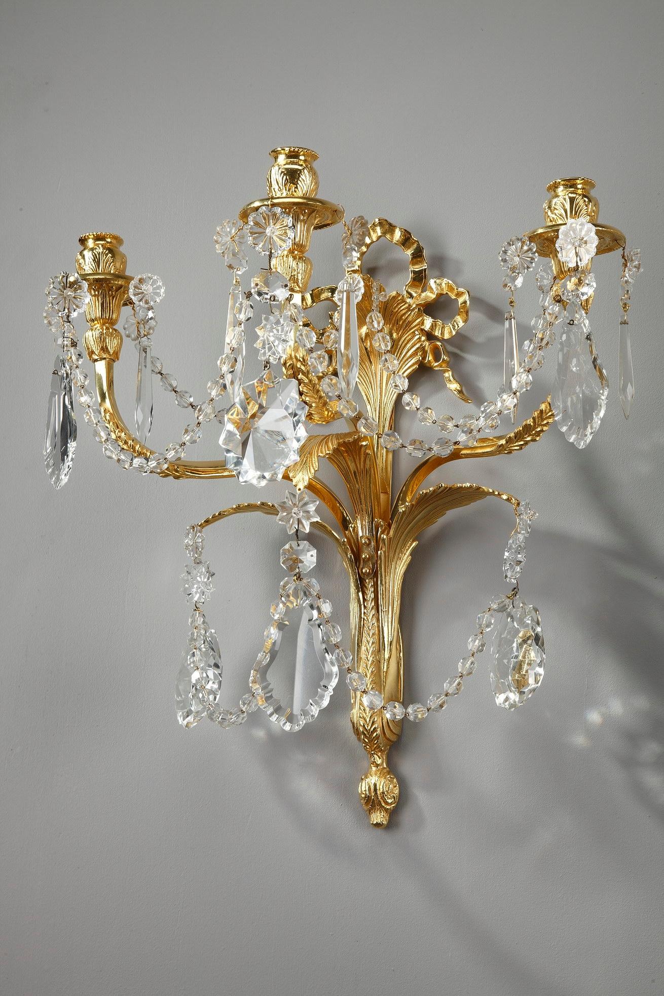 French 20th Century Pair of Neoclassical Wall Lights