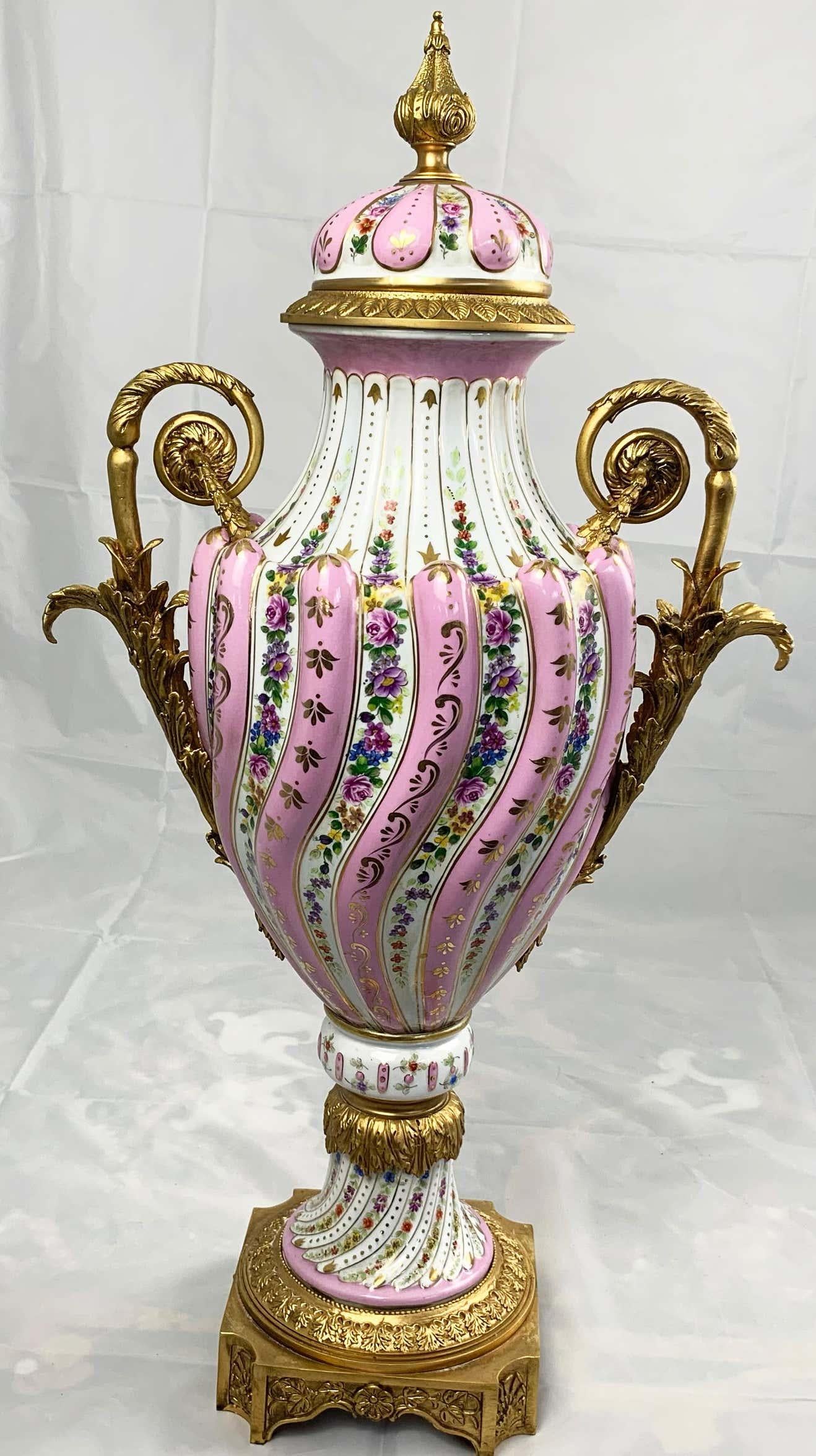 20th Century Pair of Ormolu Mounted Pink Sevres Style Vases with Lids For Sale 10