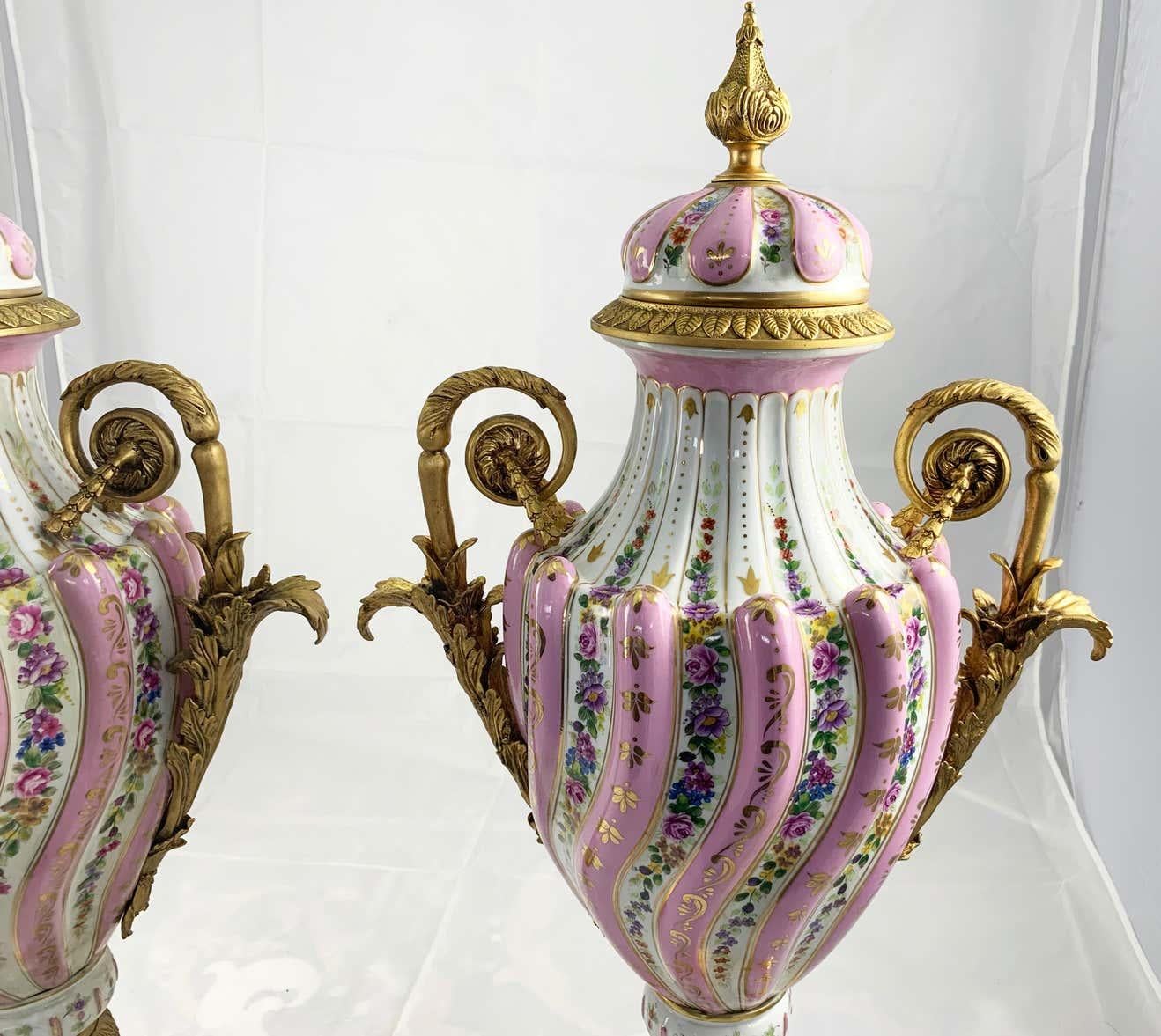 Porcelain 20th Century Pair of Ormolu Mounted Pink Sevres Style Vases with Lids For Sale