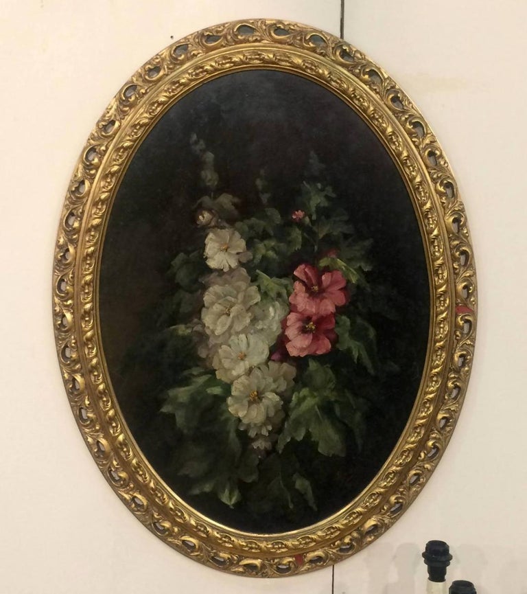 20th Century Pair of Oval Paintings on Flowers with Golden Frame at 1stDibs