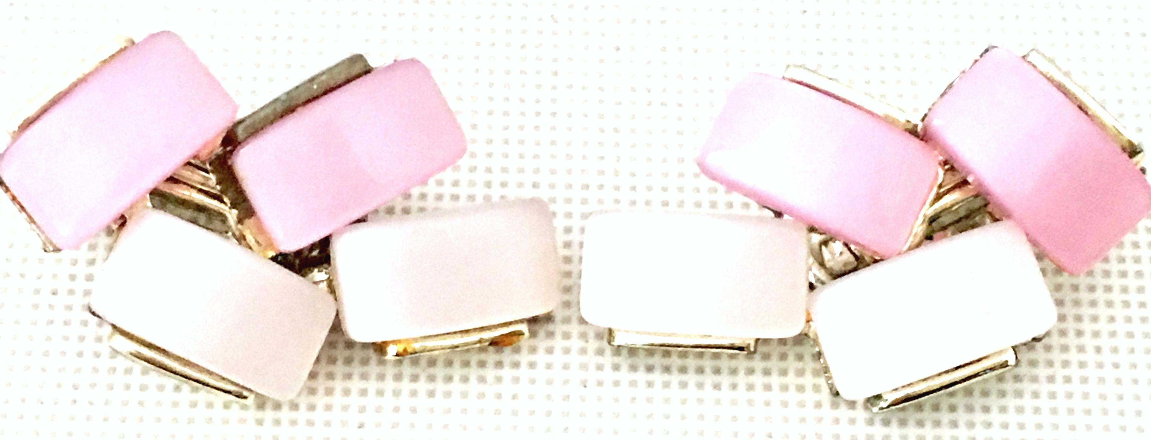 20th Century Pair Of Pink Lucite & Silver Earrings by Coro For Sale 2