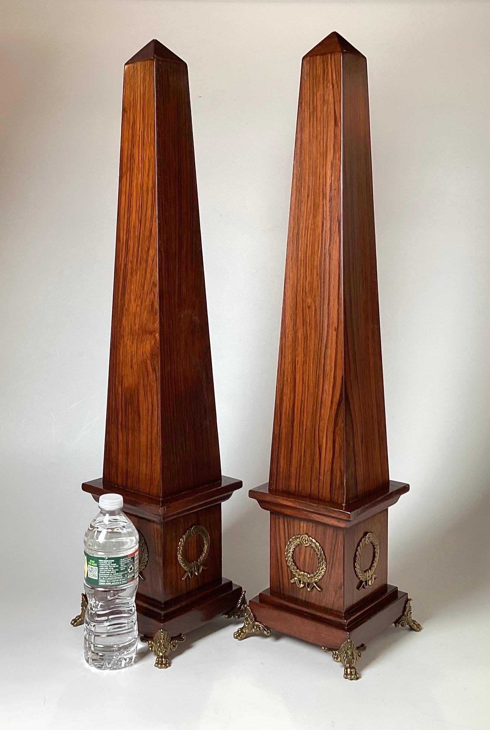 20th Century Pair of Rosewood Obelisks with Decorative Brass Mounts and Feet 2