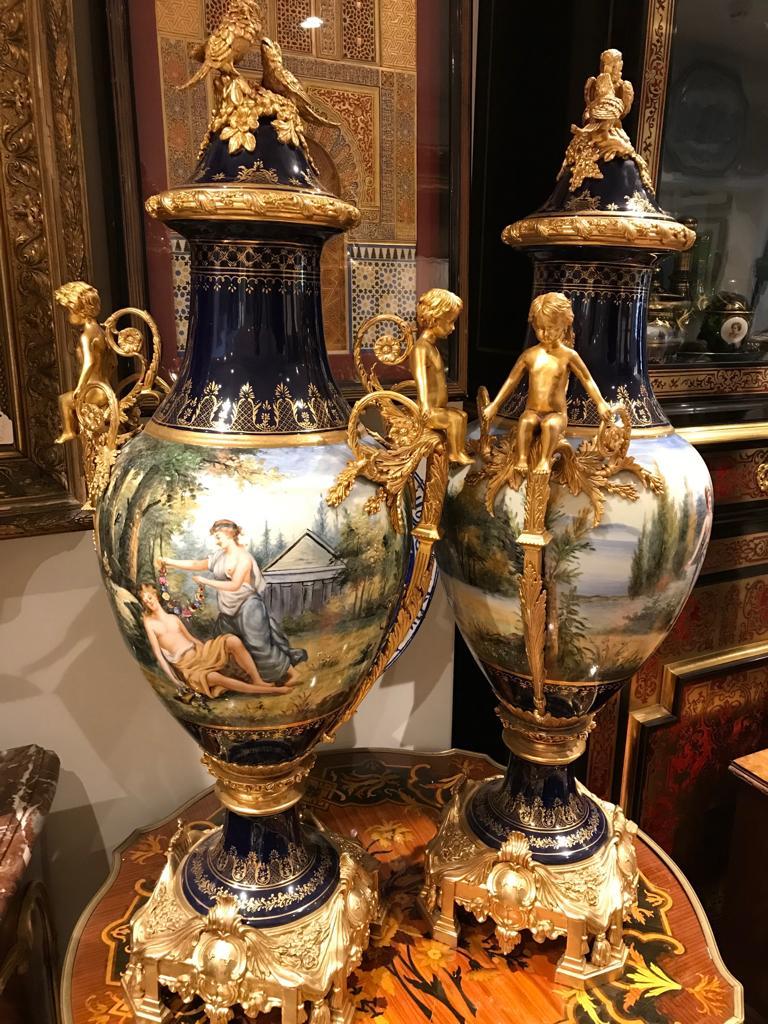 20th Century, Pair of Sèvres -Style Vases - European  For Sale 6