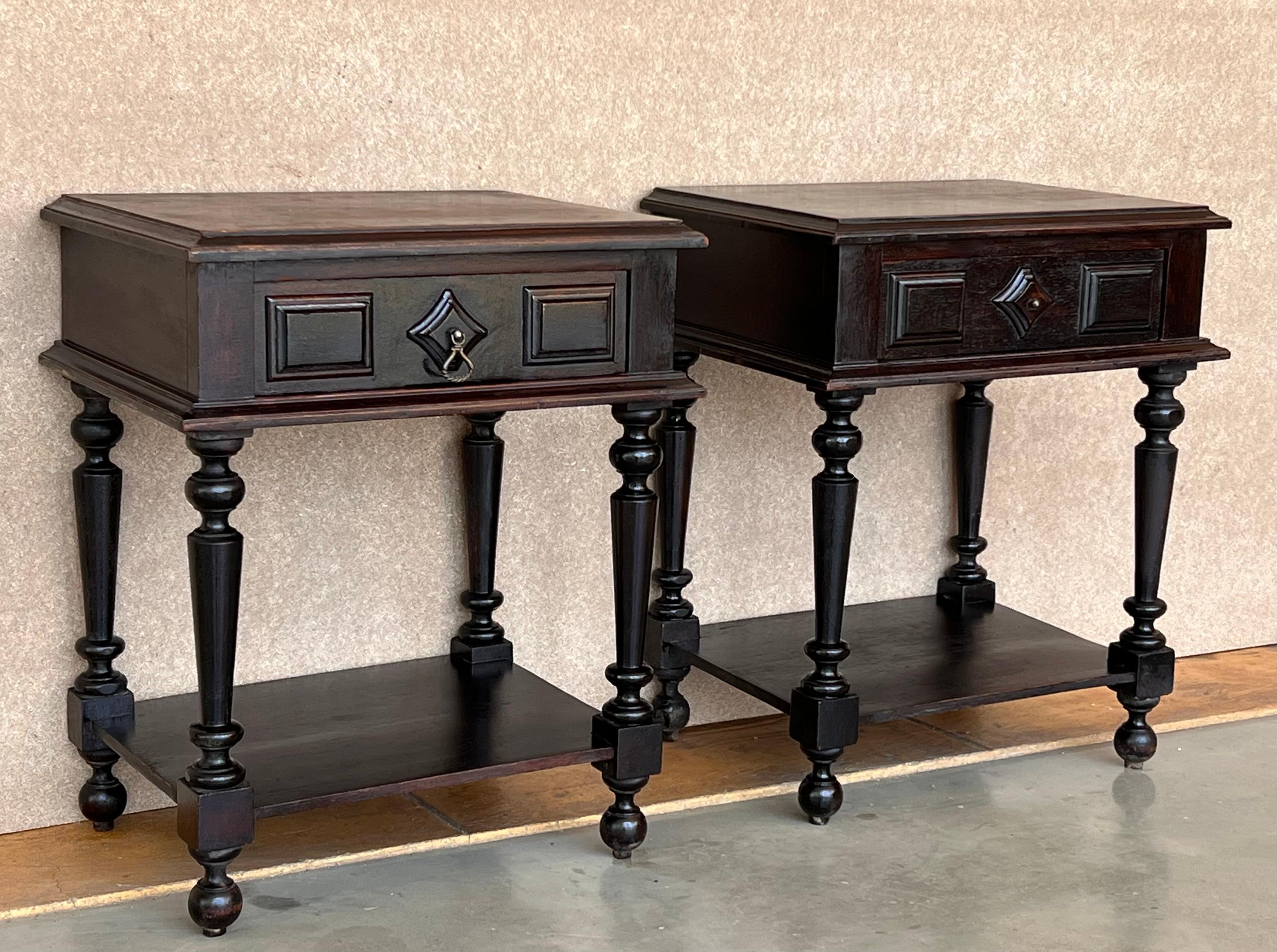 20th Century Pair of Solid Carved French Nightstands with Low Shelve For Sale 3