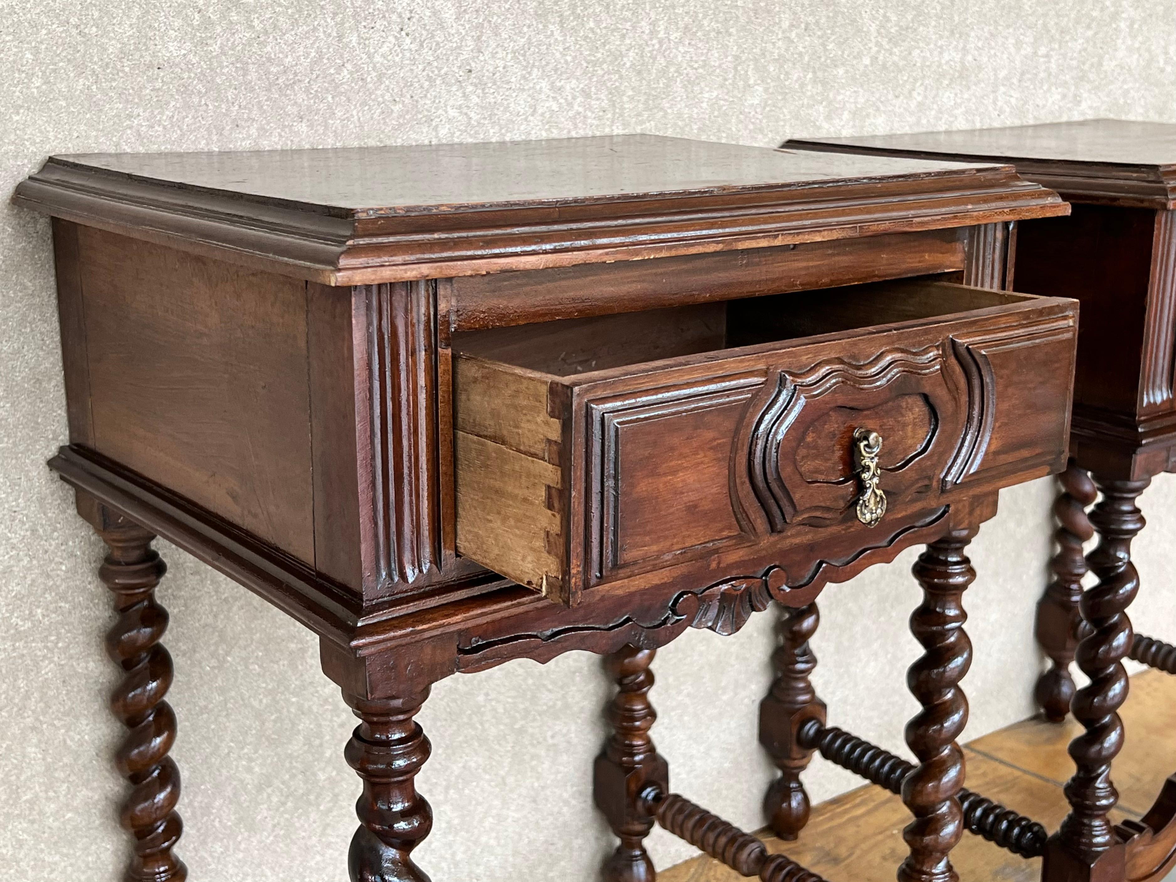 Walnut 20th Century Pair of Solid Carved French Nightstands with Turned Columns