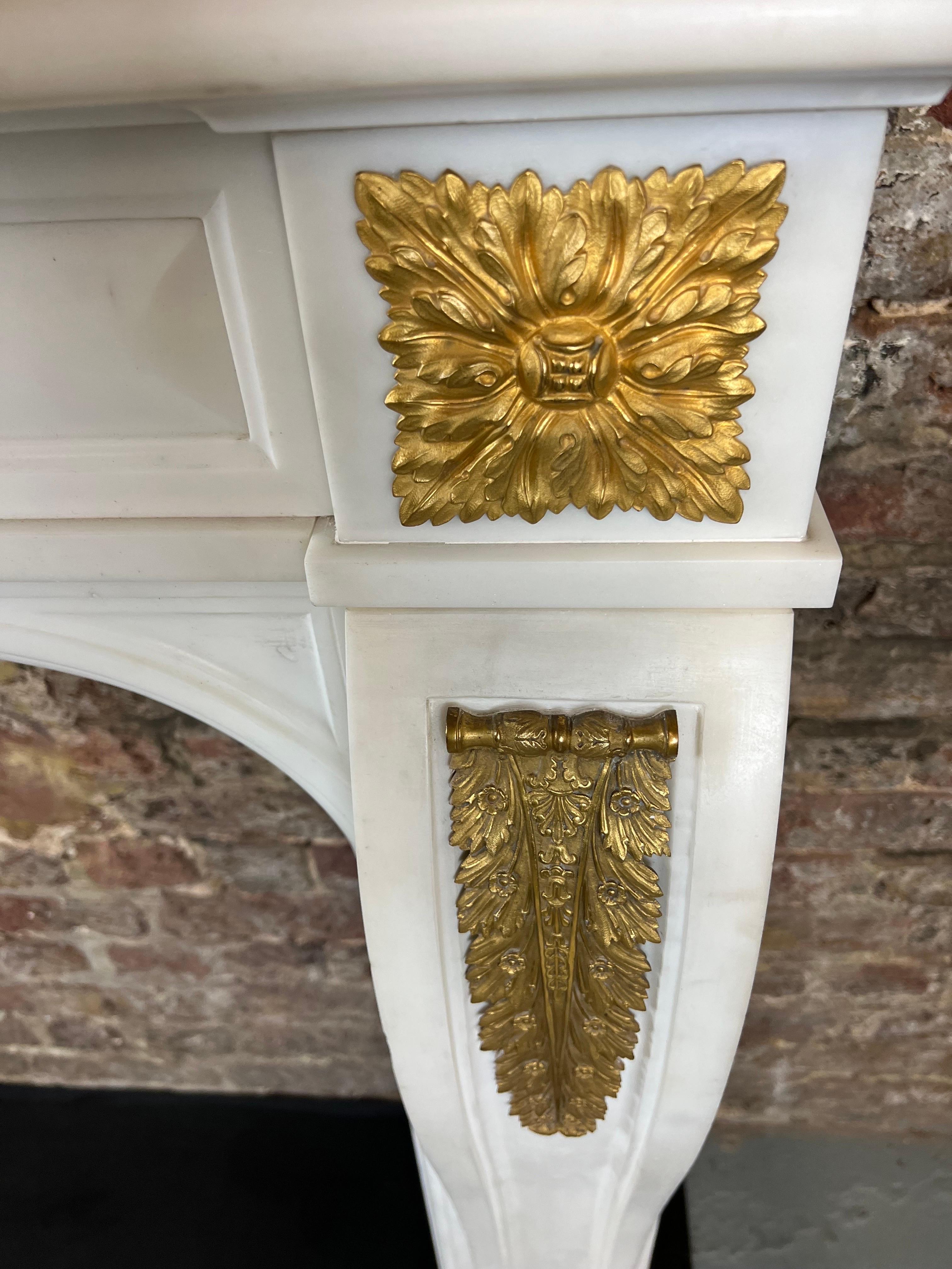 Late Victorian 20th Century Pair of Statuary Marble & Ormolu Fireplaces For Sale