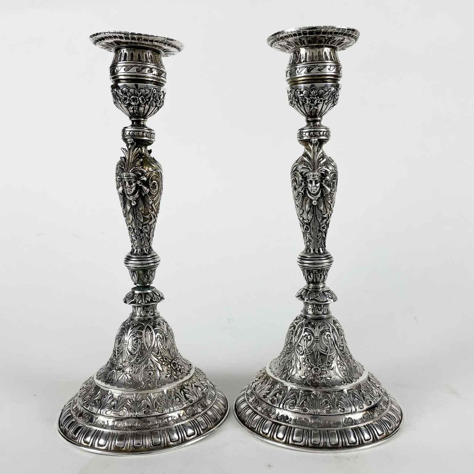 20th Century Pair of Swiss Silver Candlesticks with Native American Indian Heads For Sale 7
