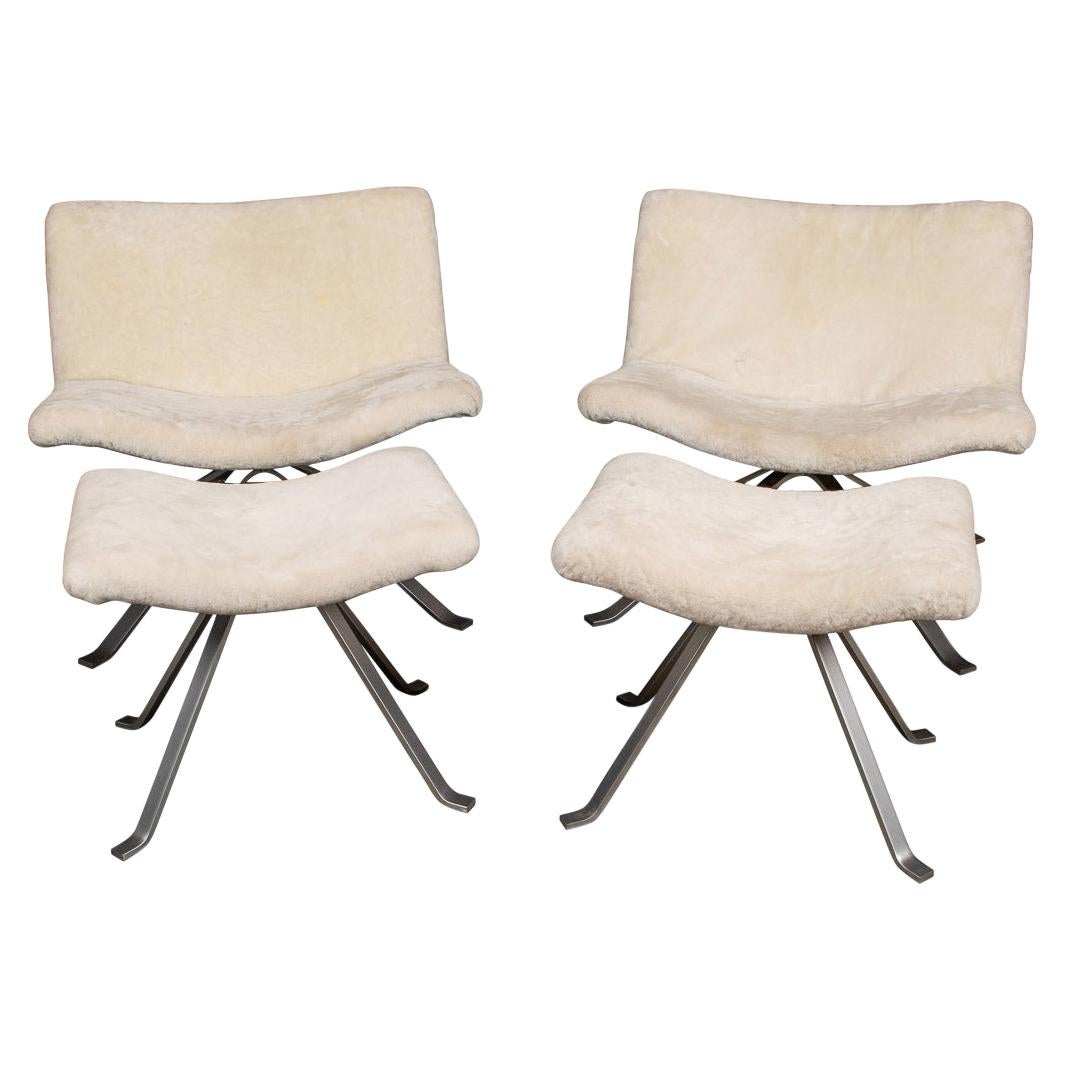 20th Century Pair of Swivel Chairs & Foot Rests in Natural Shearling, 1980s