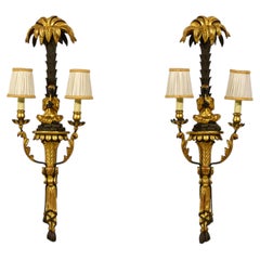 20th century, Pair of Tuscany Lacquered and Gilt Wood Sconces