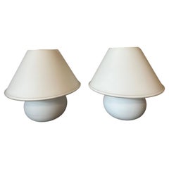 Paar weiße Glaslampen im deutschen Limburger Design des 20. Jahrhunderts, 1970er Jahre