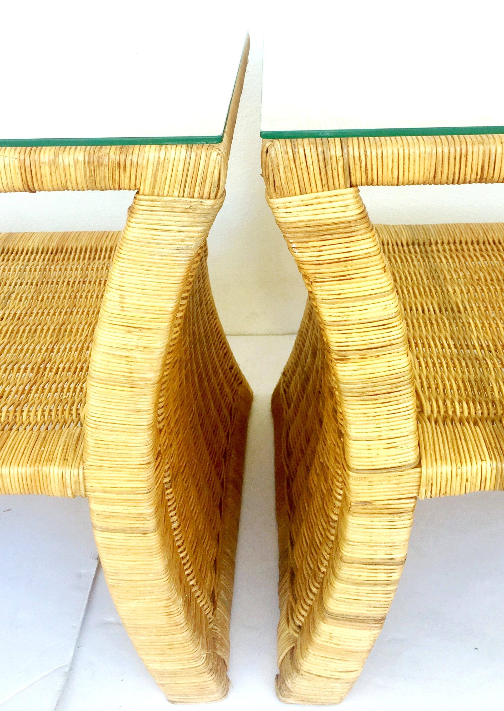 20th Century Pair Of Woven Rattan Glass Top Side Tables For Sale 3