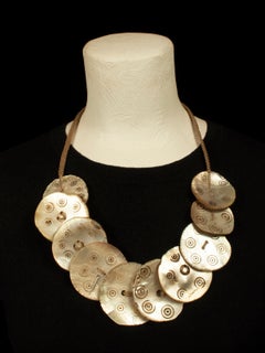 20th Century Pakistani Shell Button Necklace on Crown Knotting