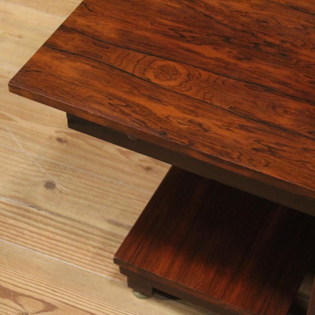 Table basse en bois du 20e siècle, design italien, 1960 en vente 3