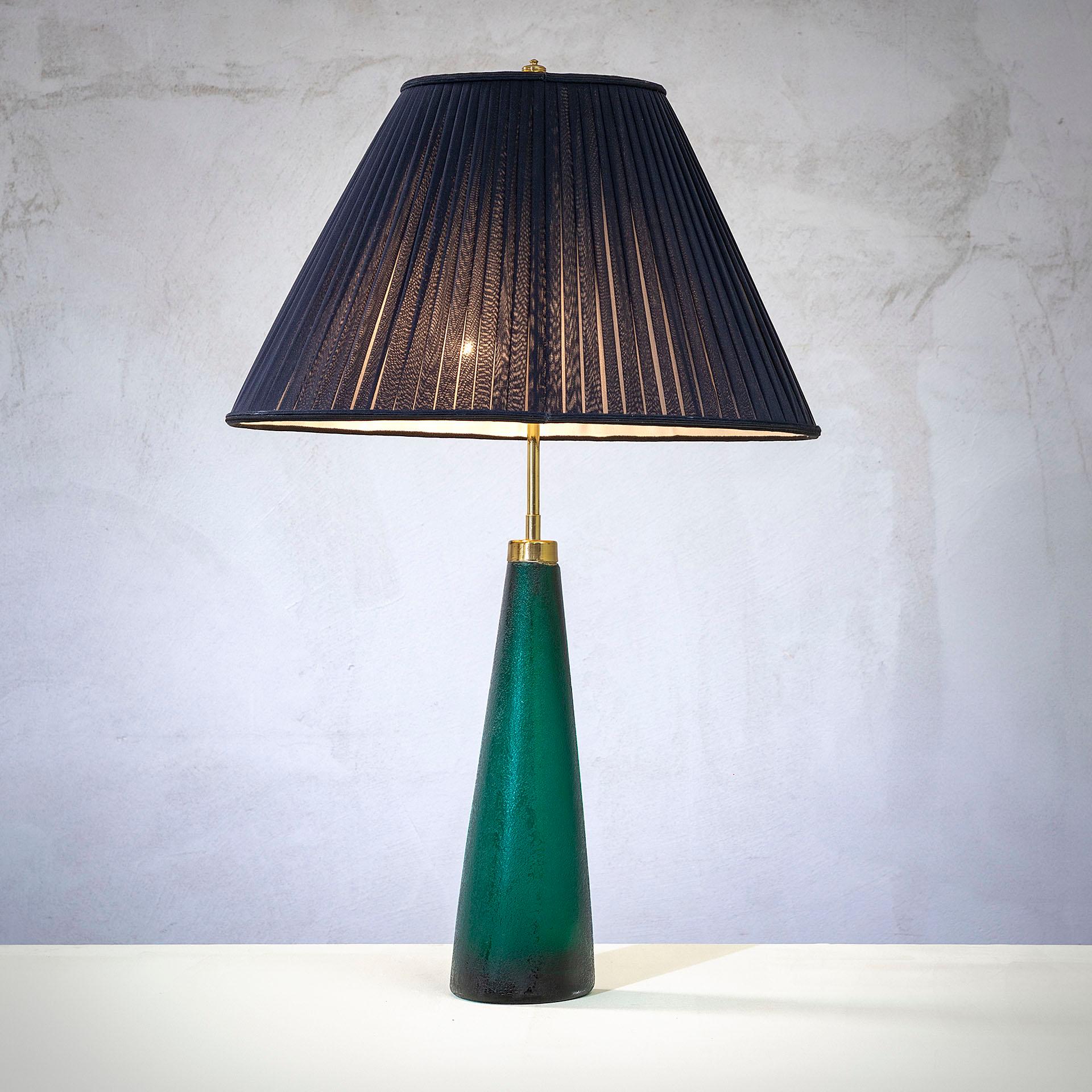 Mid-Century moderno 20th Century, Paolo Venini Glass and Frabric Table Lamp in vendita