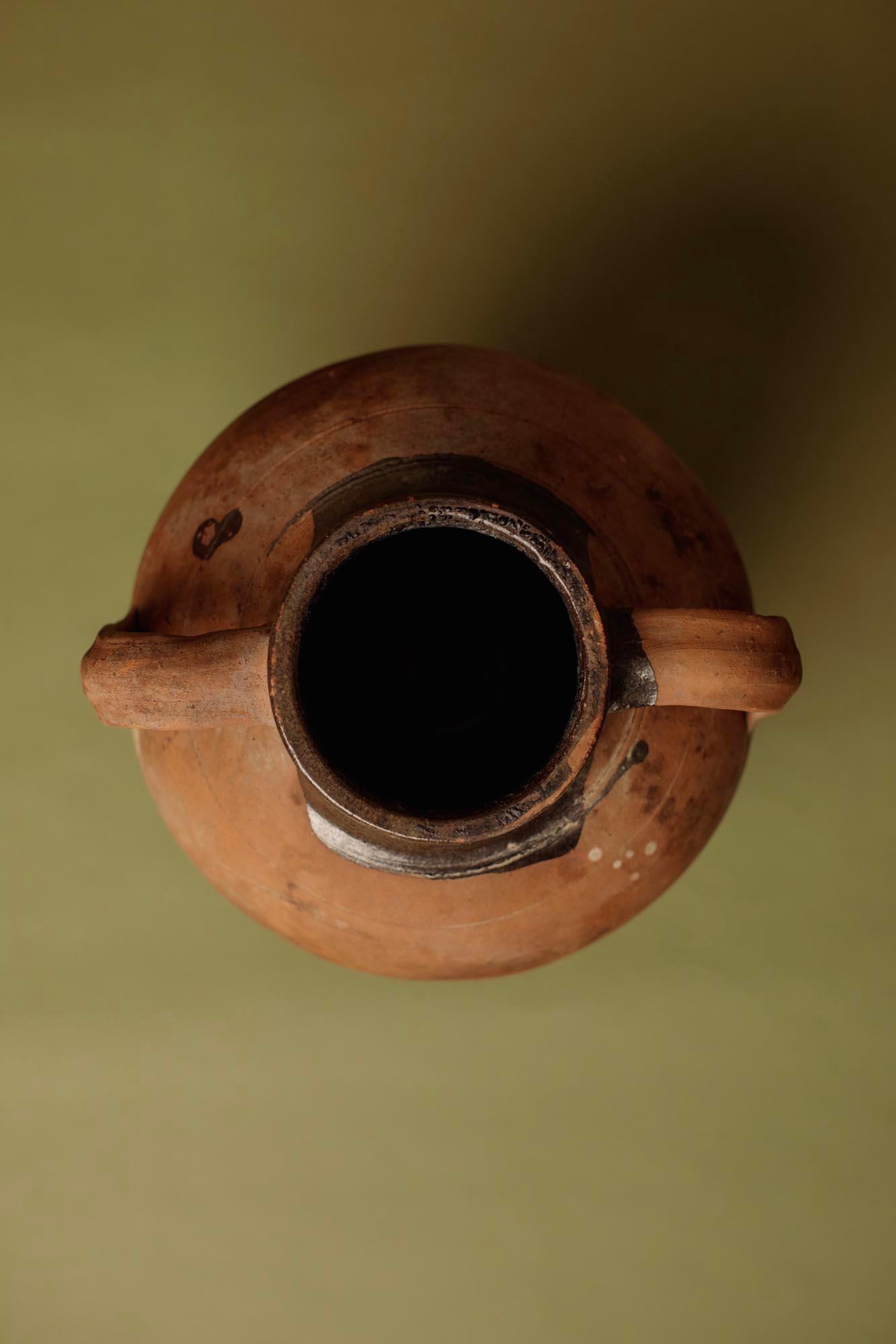 Jarre à olives artisanale en terre cuite à glaçure partielle du 20e siècle, Anato occidental en vente 1