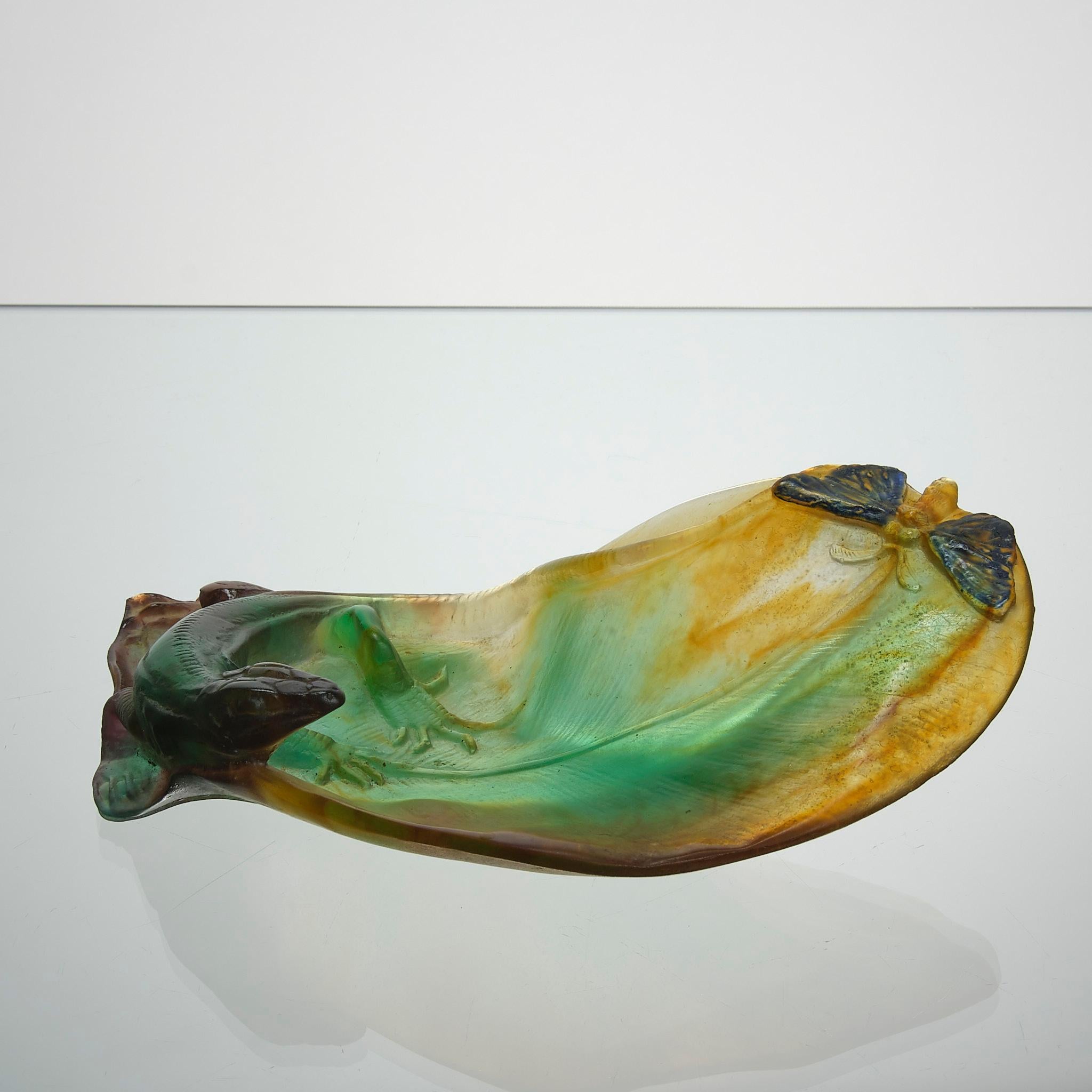 Francese 20th Century Pate de Verre Glass 
