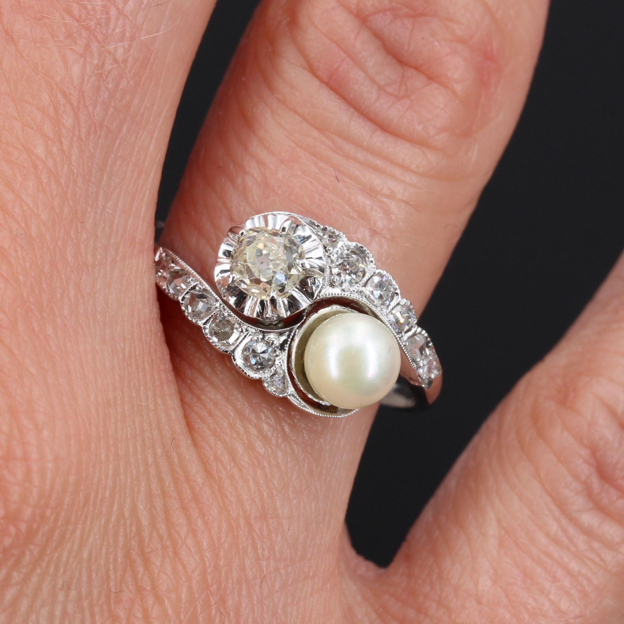 Sie und ich, Ring aus 18 Karat Weißgold mit Perlen und Diamanten, 20. Jahrhundert im Zustand „Gut“ im Angebot in Poitiers, FR