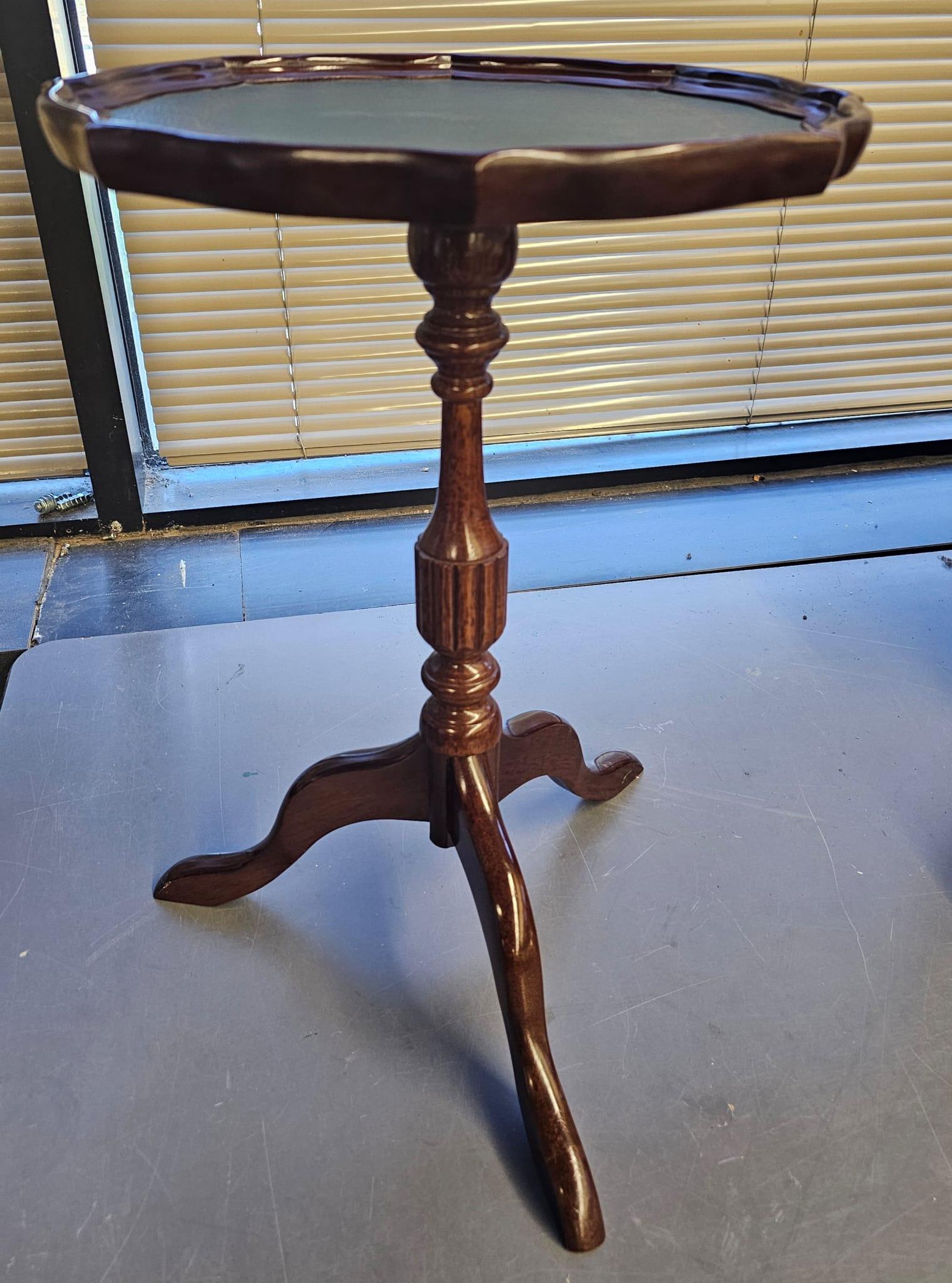 Other 20th Century Pedestal Mahogany and Leather Top Inset Candle Stand For Sale