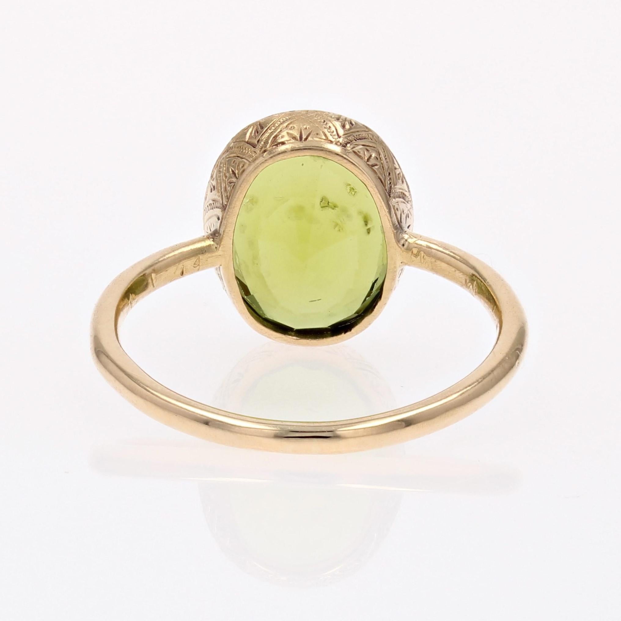 20th Century Peridot 18 Karat Yellow Gold Solitaire Ring For Sale 10