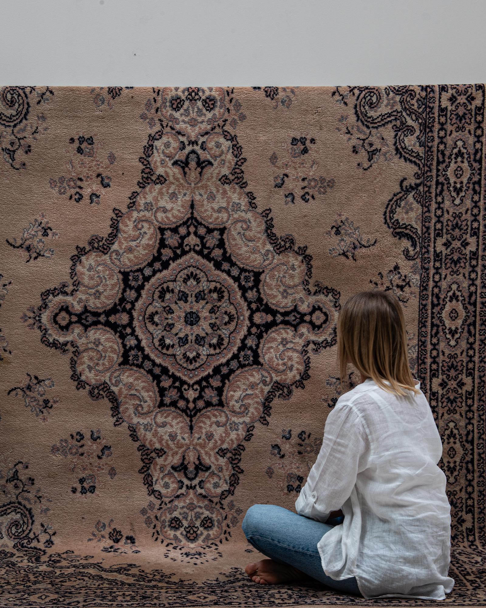 Persischer Orientteppich des 20. Jahrhunderts im Angebot 7