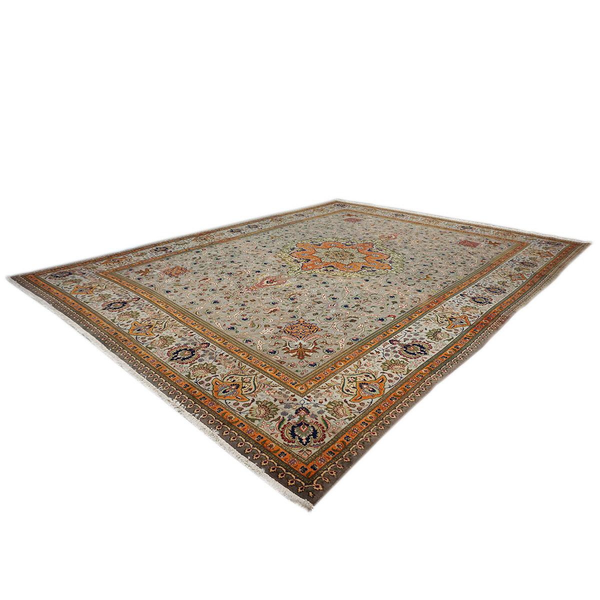 Mid-20th Century 20th Century Persian Wool Tabriz 10x13 Rug Grey and Light Blue Border For Sale