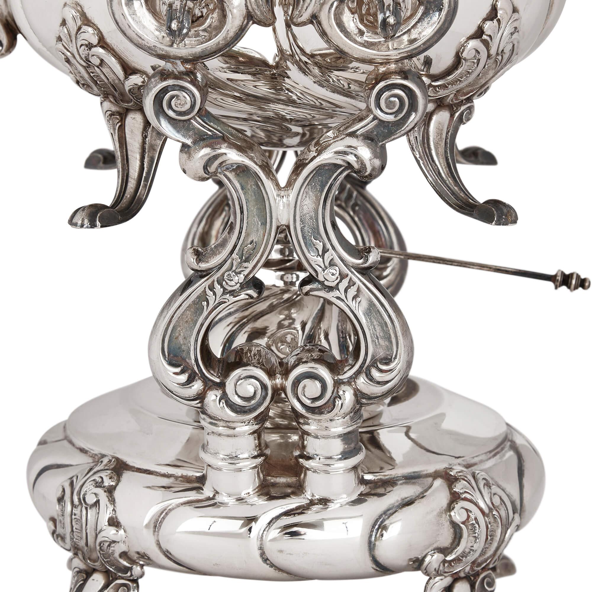 20th Century Peruvian Silver Tea and Coffee Set by Camusso For Sale 4