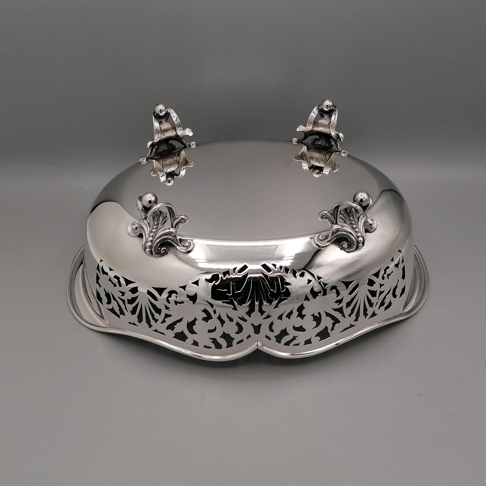 20th Century italian Pierced Sterling Silver Basket on feet For Sale 12