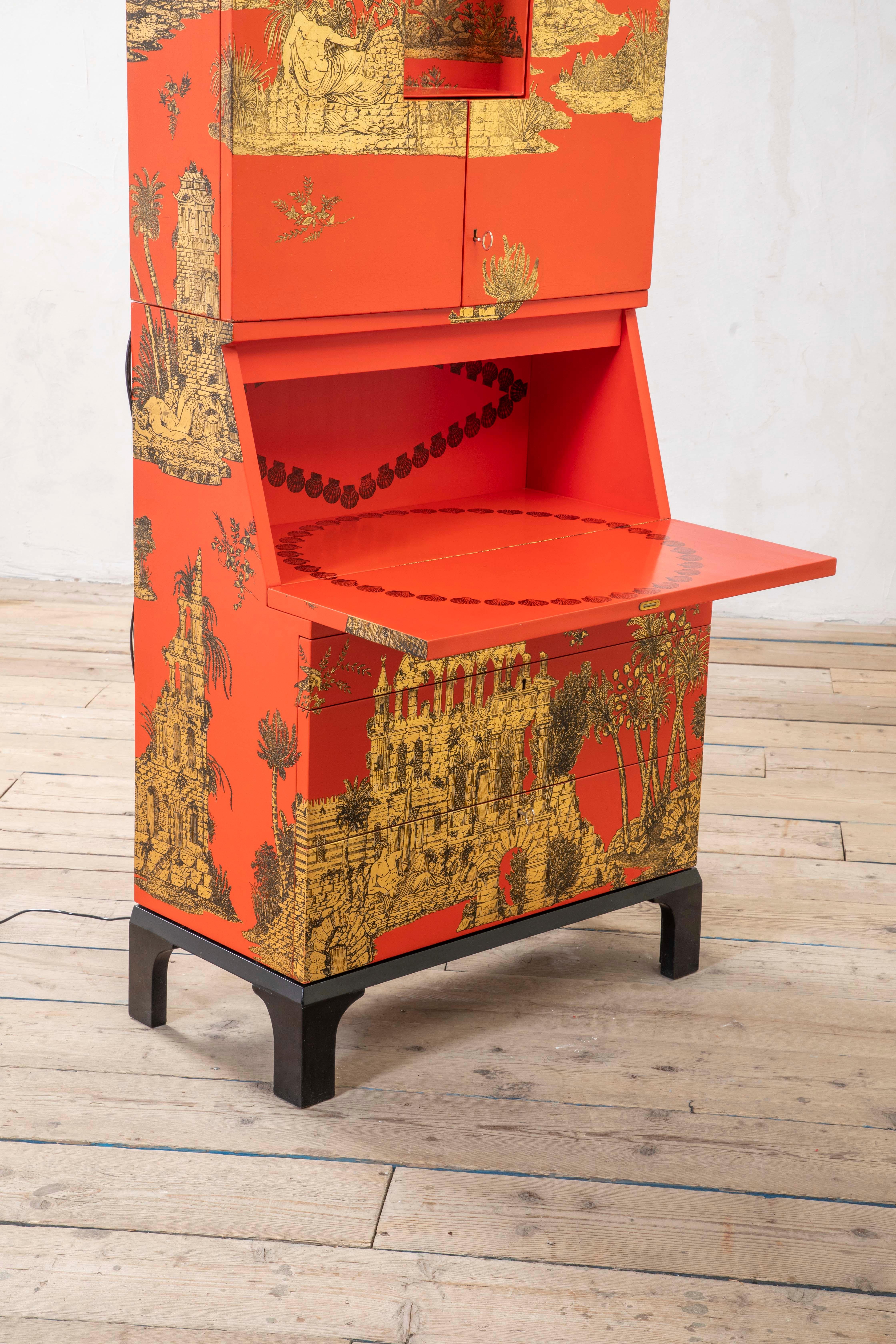 siglo XX, Piero Fornasetti Raro Trumeau mod. Gran Coromandel en venta 4