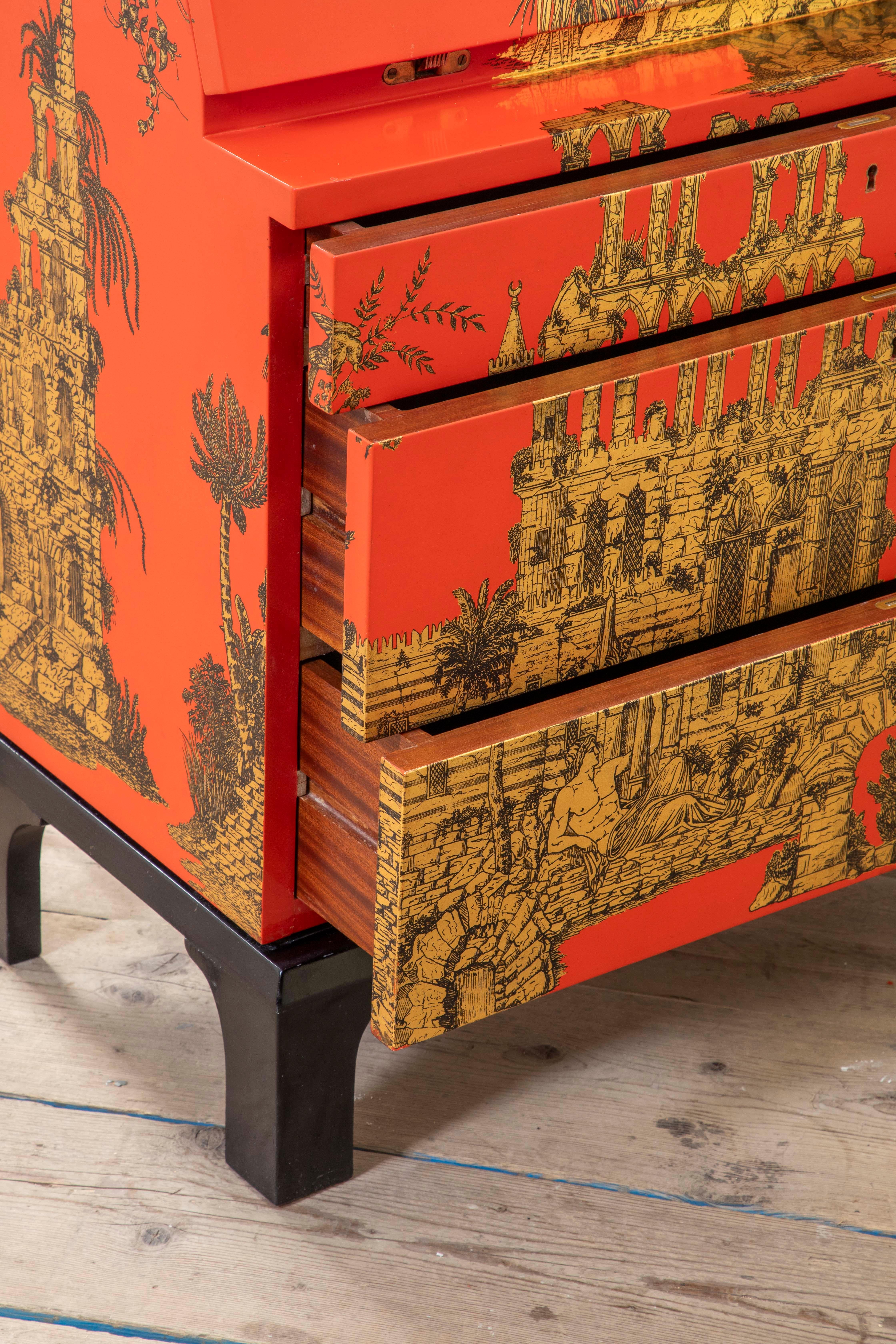 siglo XX, Piero Fornasetti Raro Trumeau mod. Gran Coromandel en venta 7