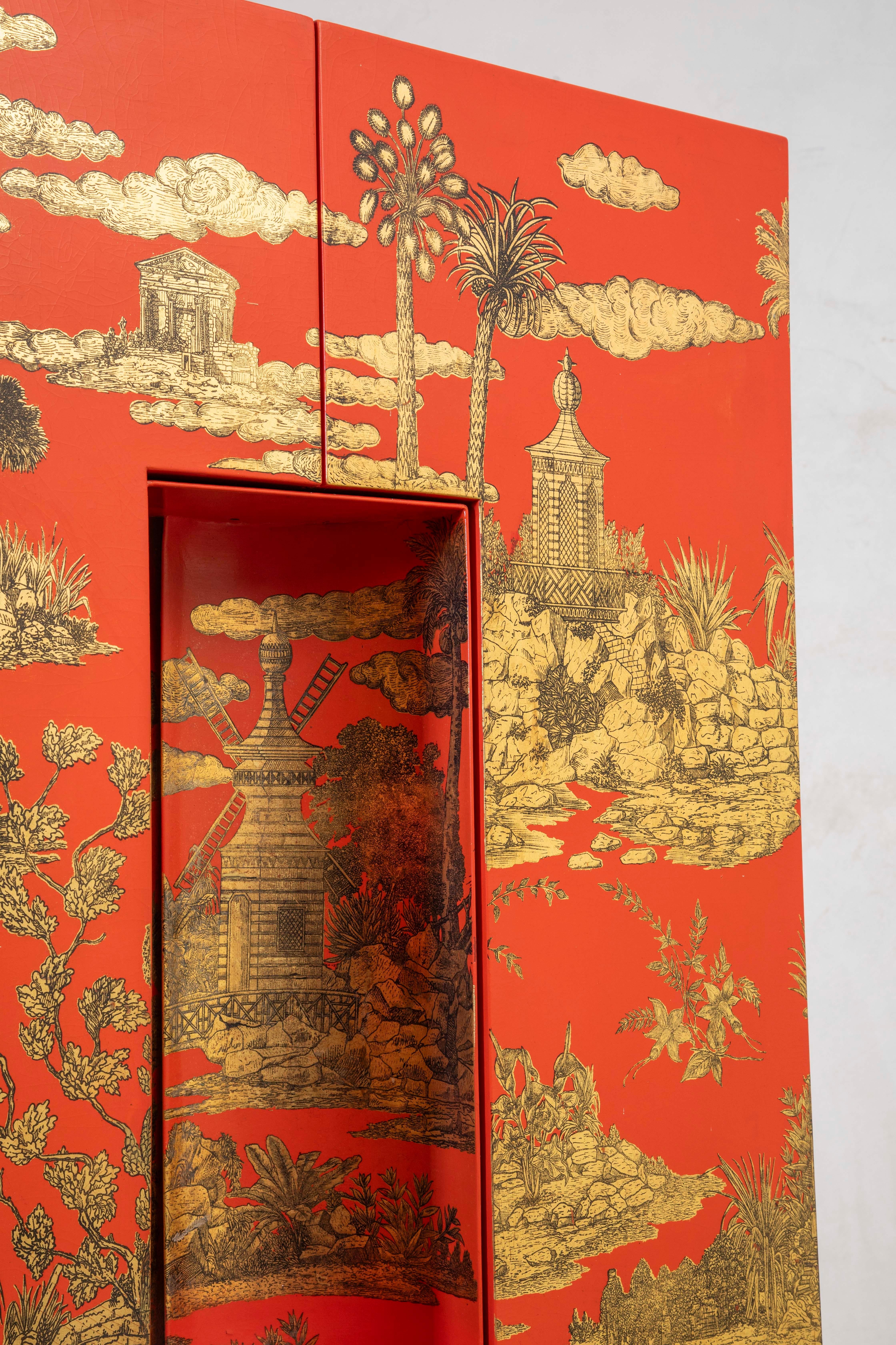 siglo XX, Piero Fornasetti Raro Trumeau mod. Gran Coromandel en venta 2