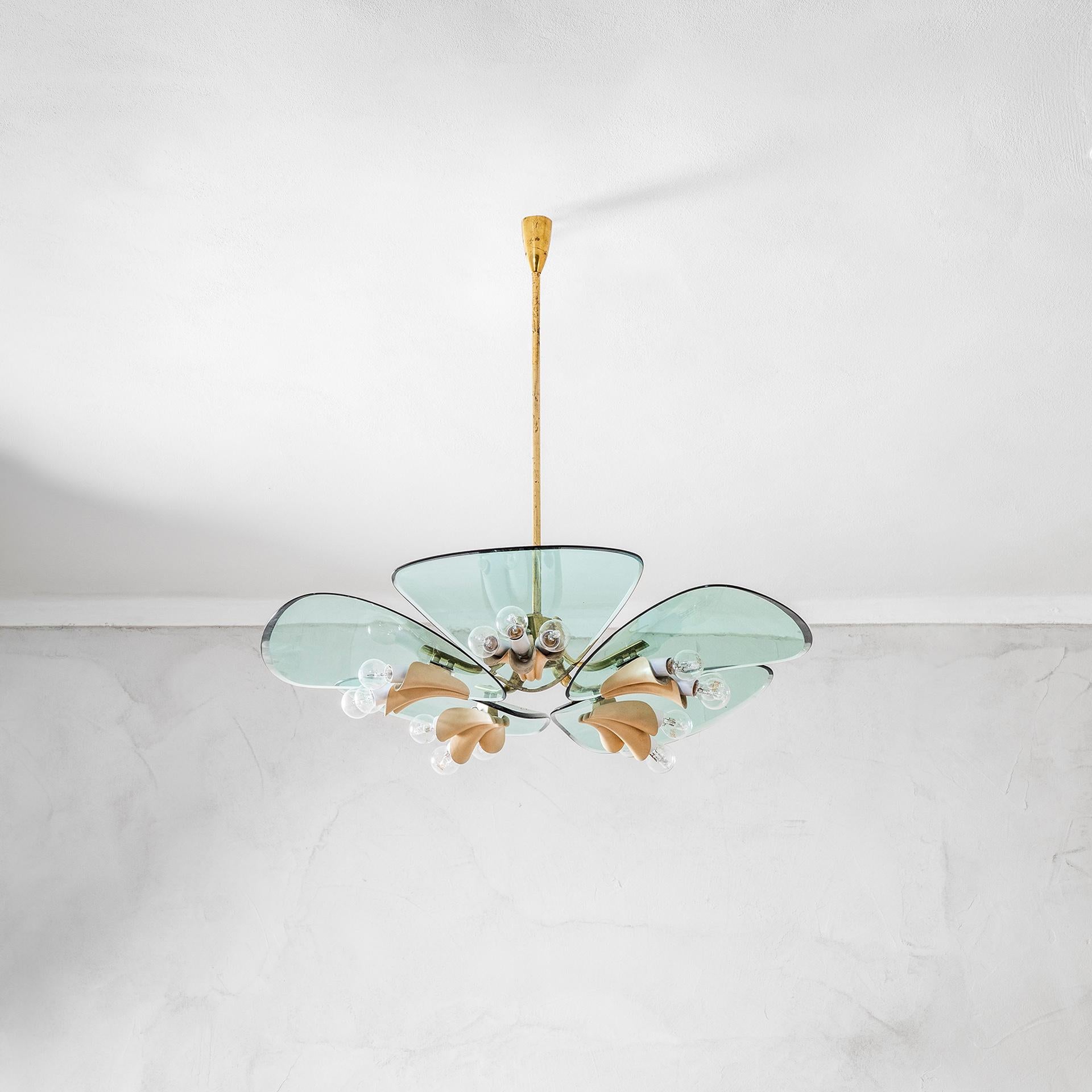 Mid-Century Modern 20th Century Pietro Chiesa Chandelier in Brass Structure and Glass Petal Shaped