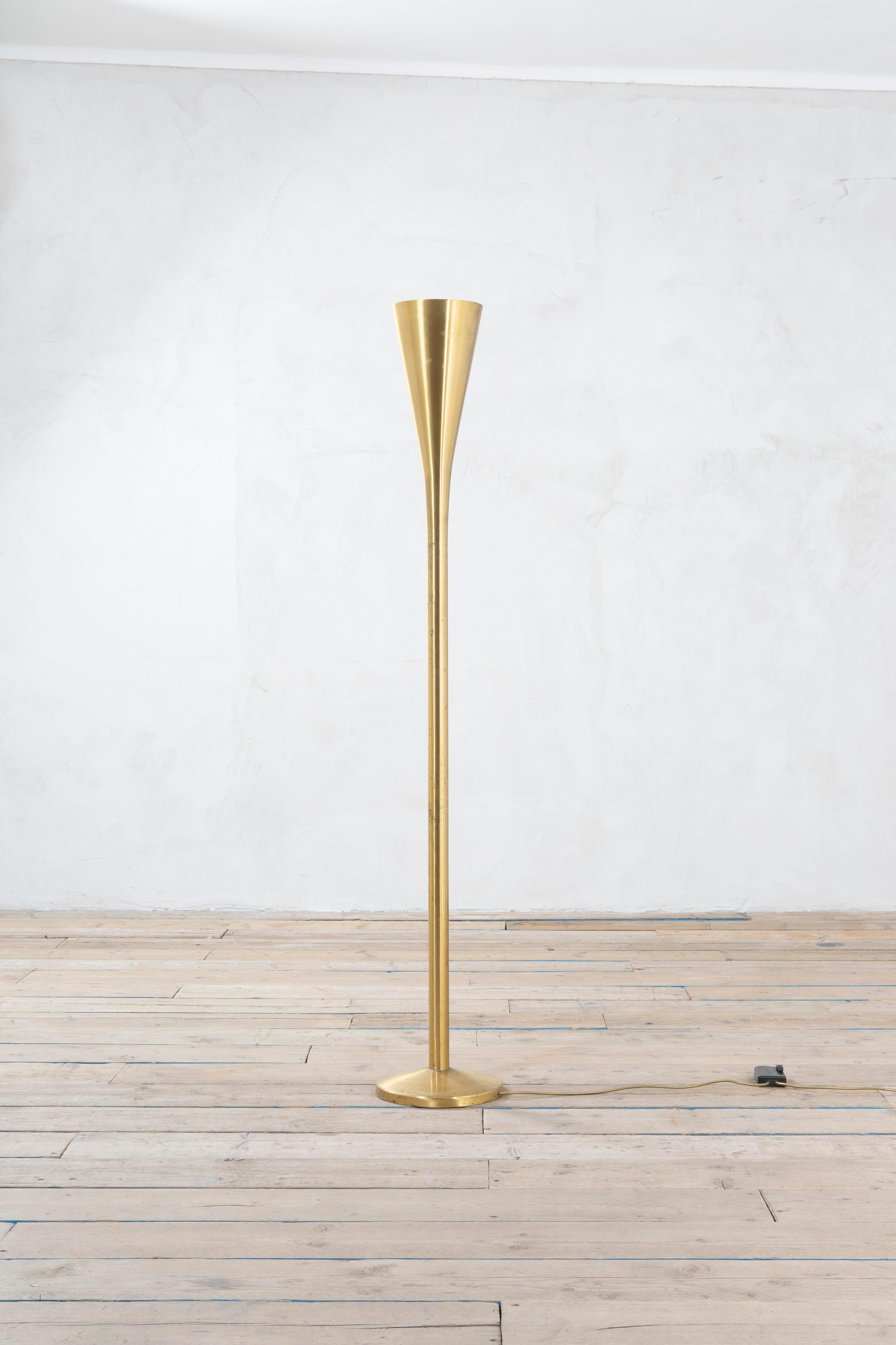 Milieu du XXe siècle 20ème siècle, lampadaire Pietro Chiesa Mod. Luminateur Fontana Arte 1ère édition en vente