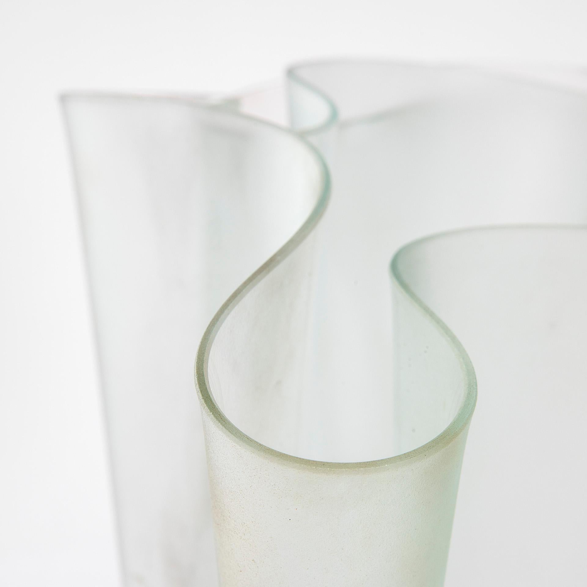 20th Century Pietro Chiesa Fontana Arte Vase mod. Cartoccio in Glass, 30s In Good Condition For Sale In Turin, Turin