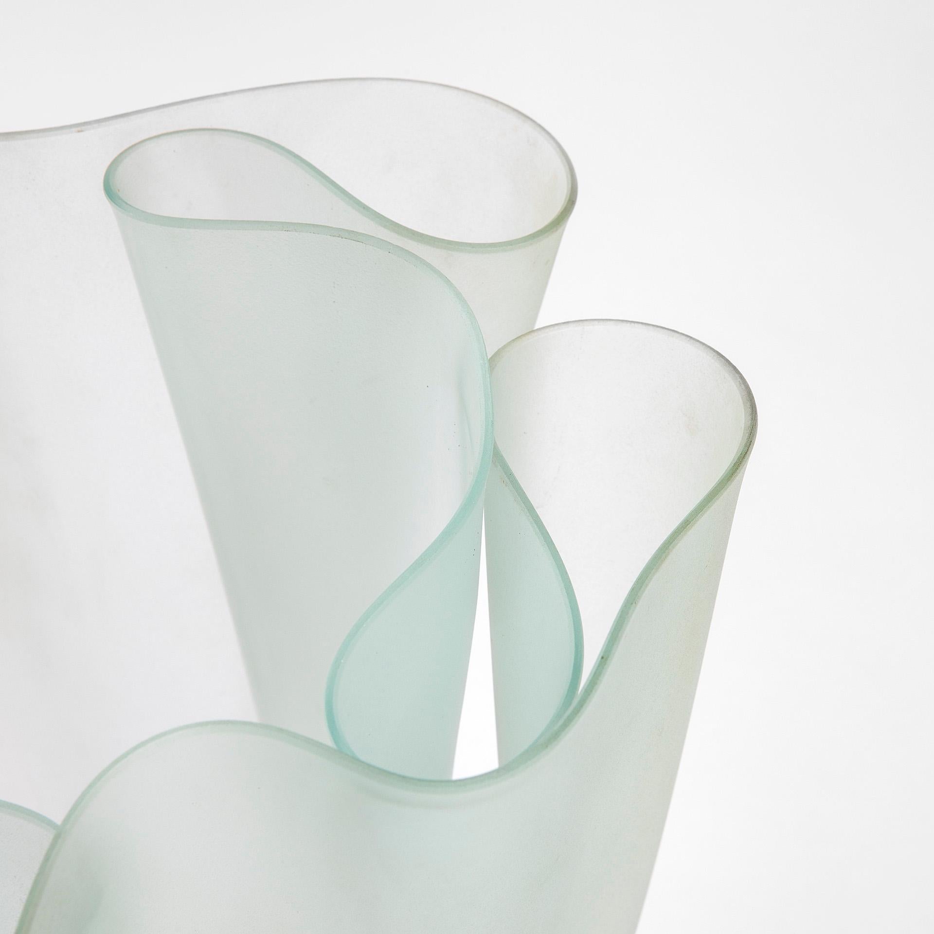 20th Century Pietro Chiesa Fontana Arte Vase mod. Cartoccio in Glass, 30s For Sale 1
