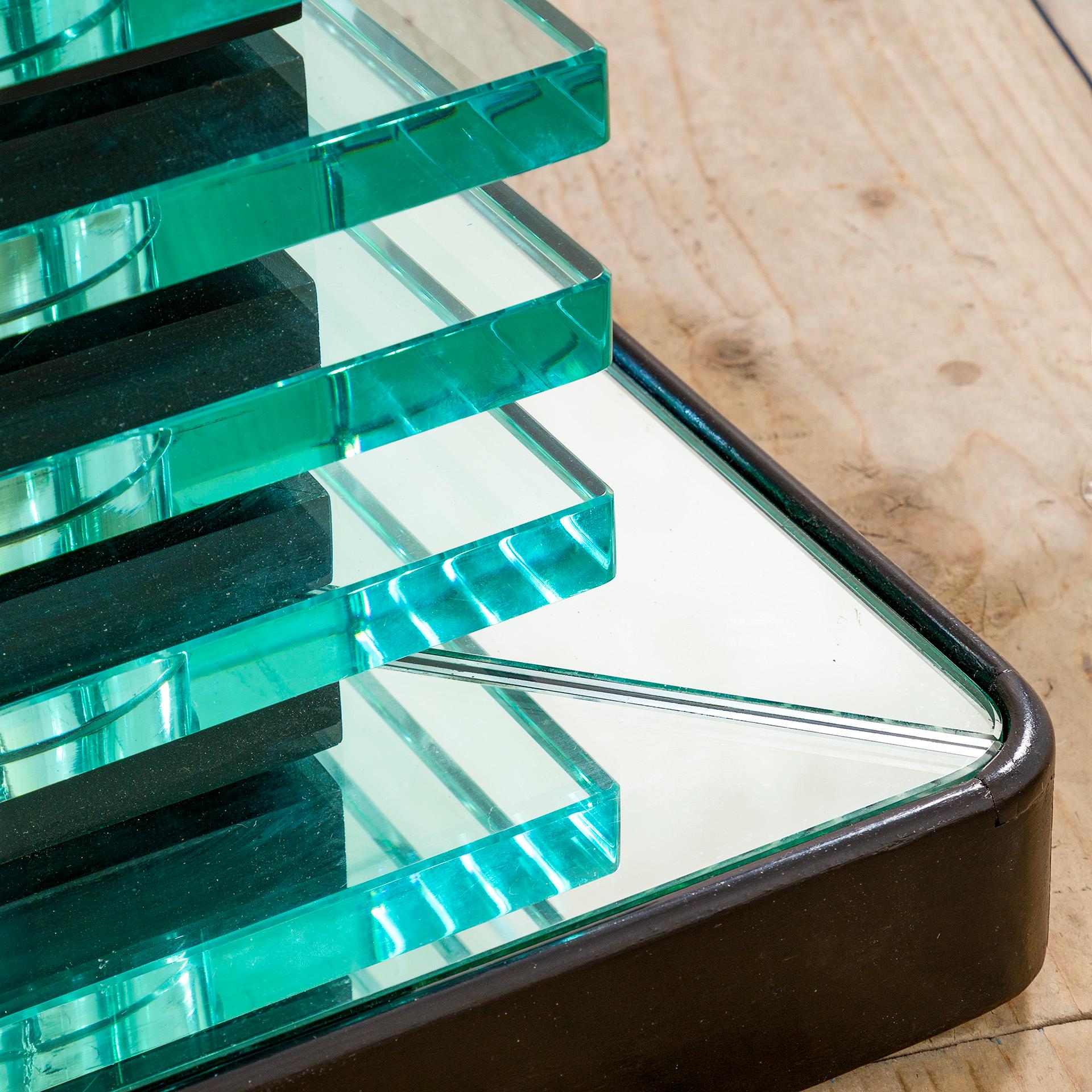 Mid-20th Century 20e siècle, Pietro Chiesa for Fontana Arte Table basse en cristal, 1930 en vente