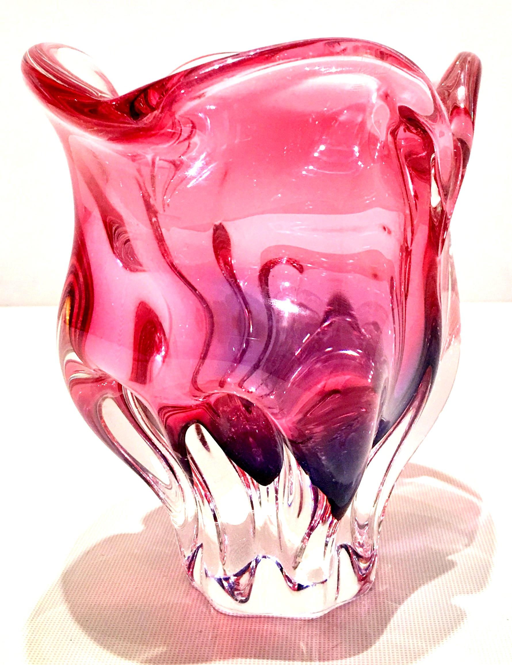 20th Century Pink and Amethyst Art Glass Organic Heart Form Vase For Sale 1