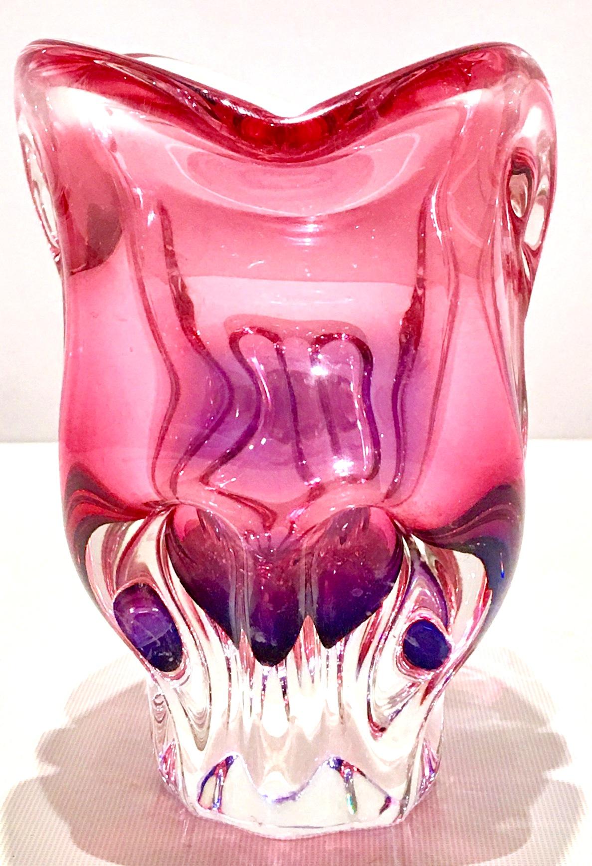 20th Century Pink and Amethyst Art Glass Organic Heart Form Vase For Sale 4