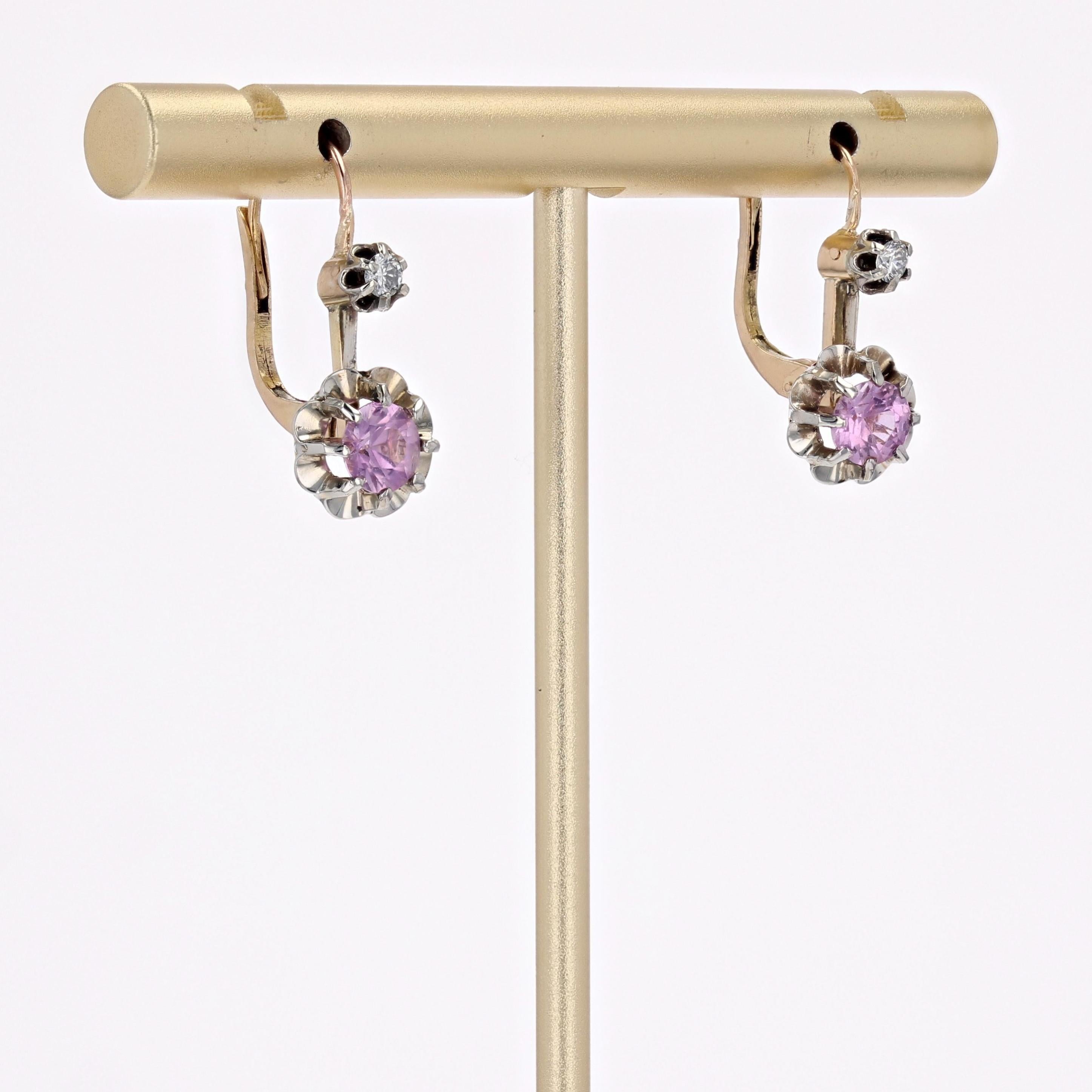 Women's 20th Century Pink Sapphire 18 Karat yellow Gold Platinum Lever Back Earrings For Sale