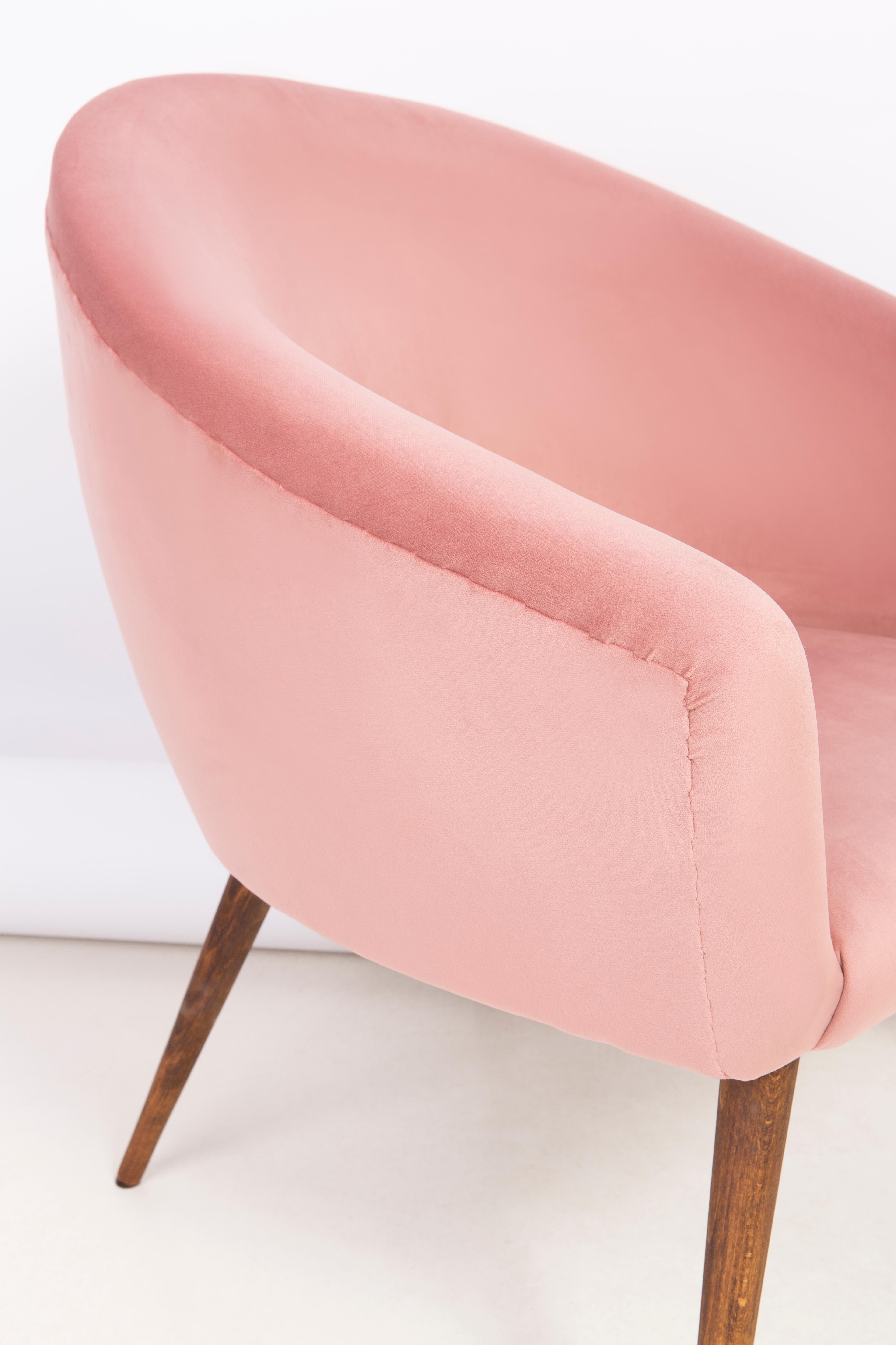 20th Century Pink Velvet Shell Club Armchair, 1960s For Sale 5