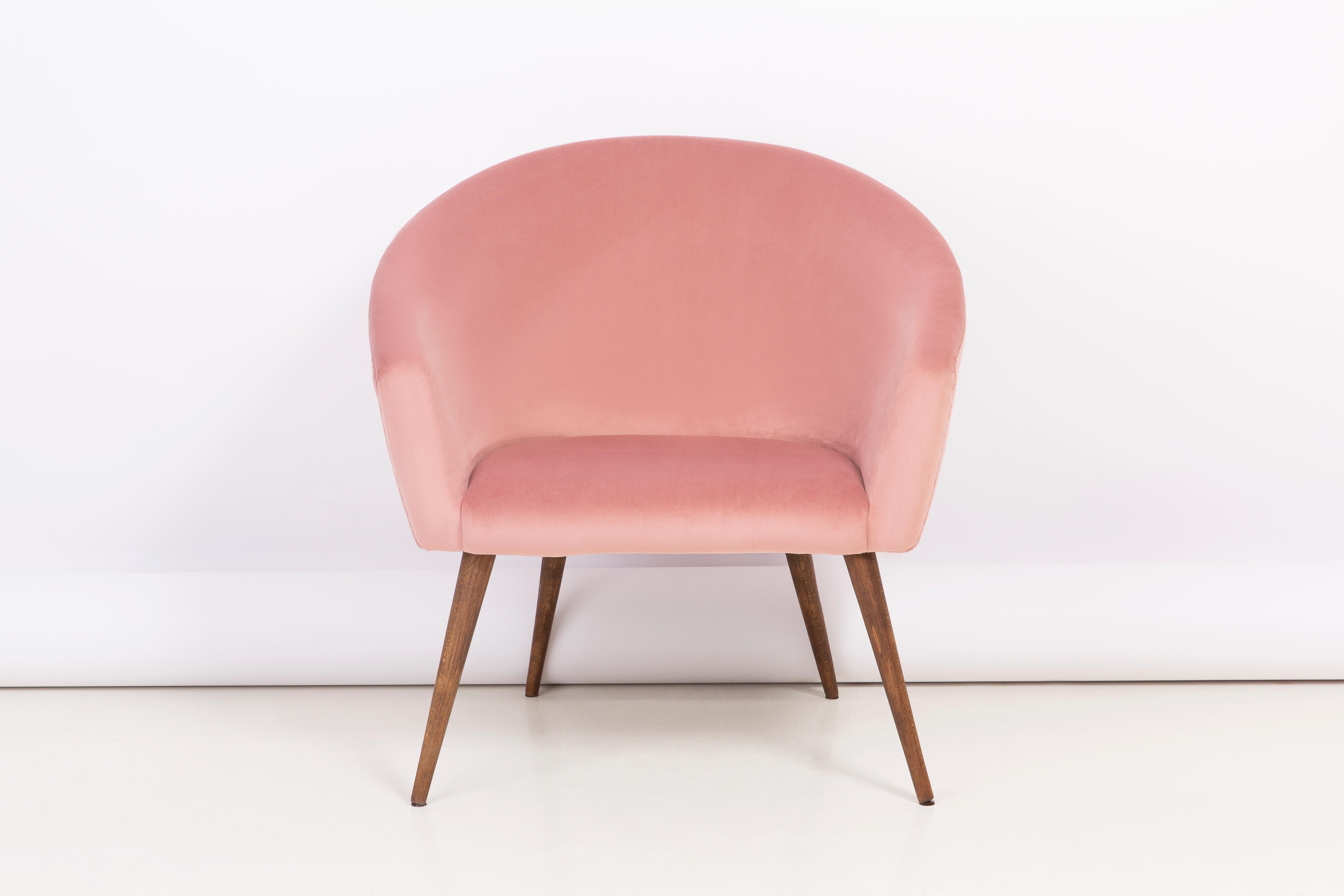 20th Century Pink Velvet Shell Club Armchair, 1960s For Sale 1