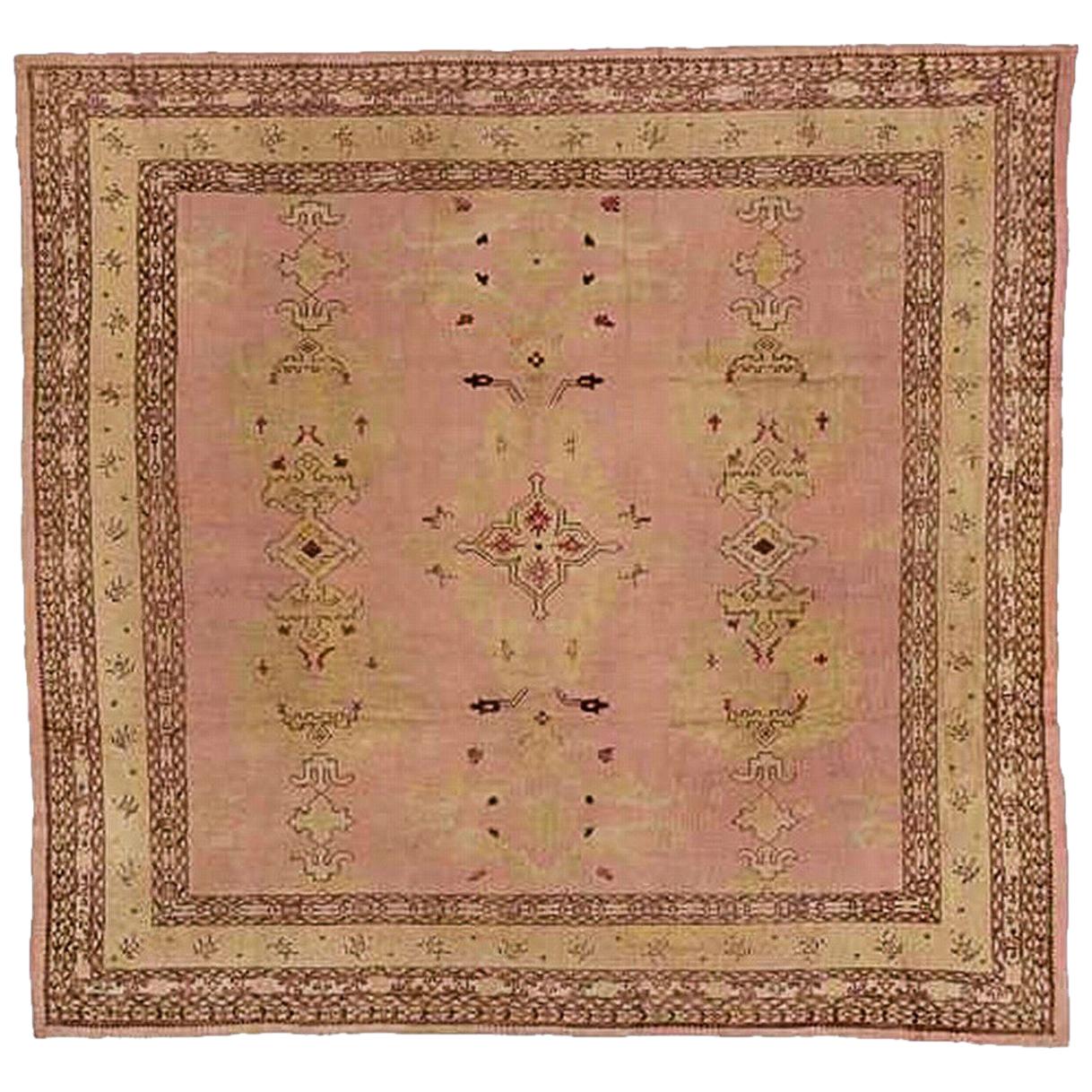 20th Century Pink Wool Turkish Ushak Central Western Anatolia Rug, 1900s