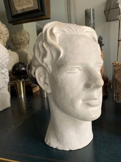 Buste en plâtre d'un homme du 20e siècle par Stina Edman