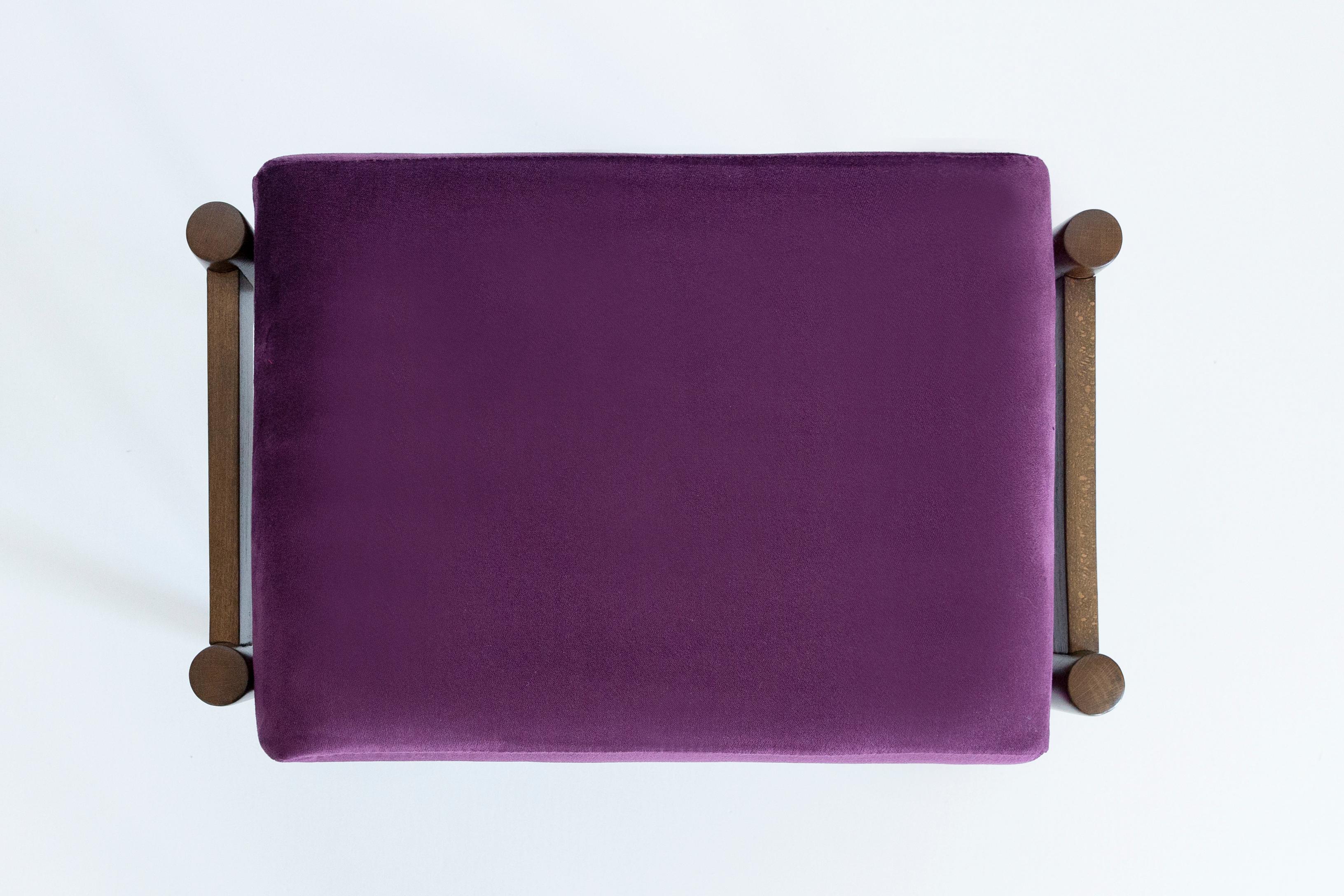 Fait main Tabouret vintage violet prune du 20ème siècle, Edmund Homa, années 1960 en vente