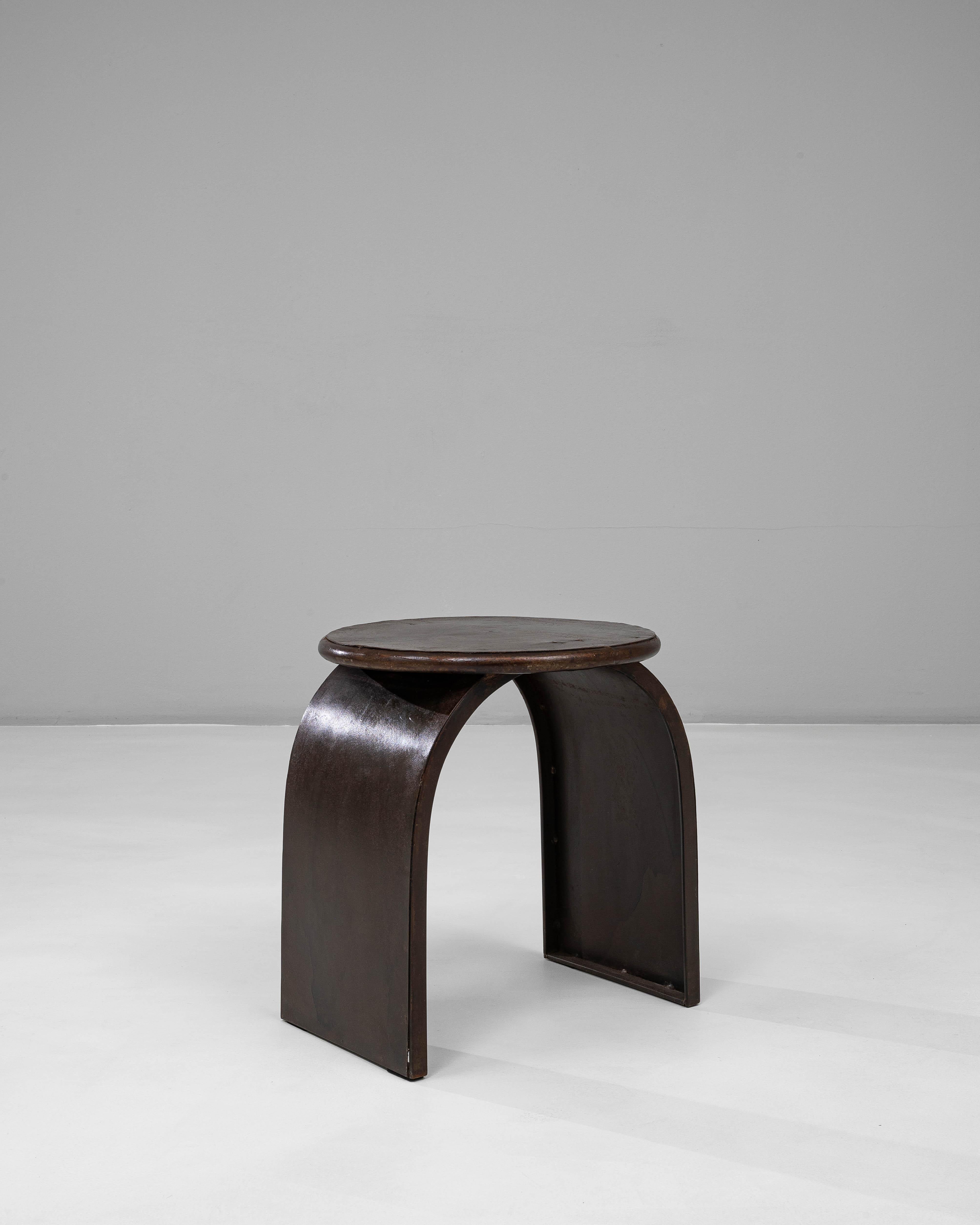 Polnischer industrieller geschwungener Metallhocker des 20. 3