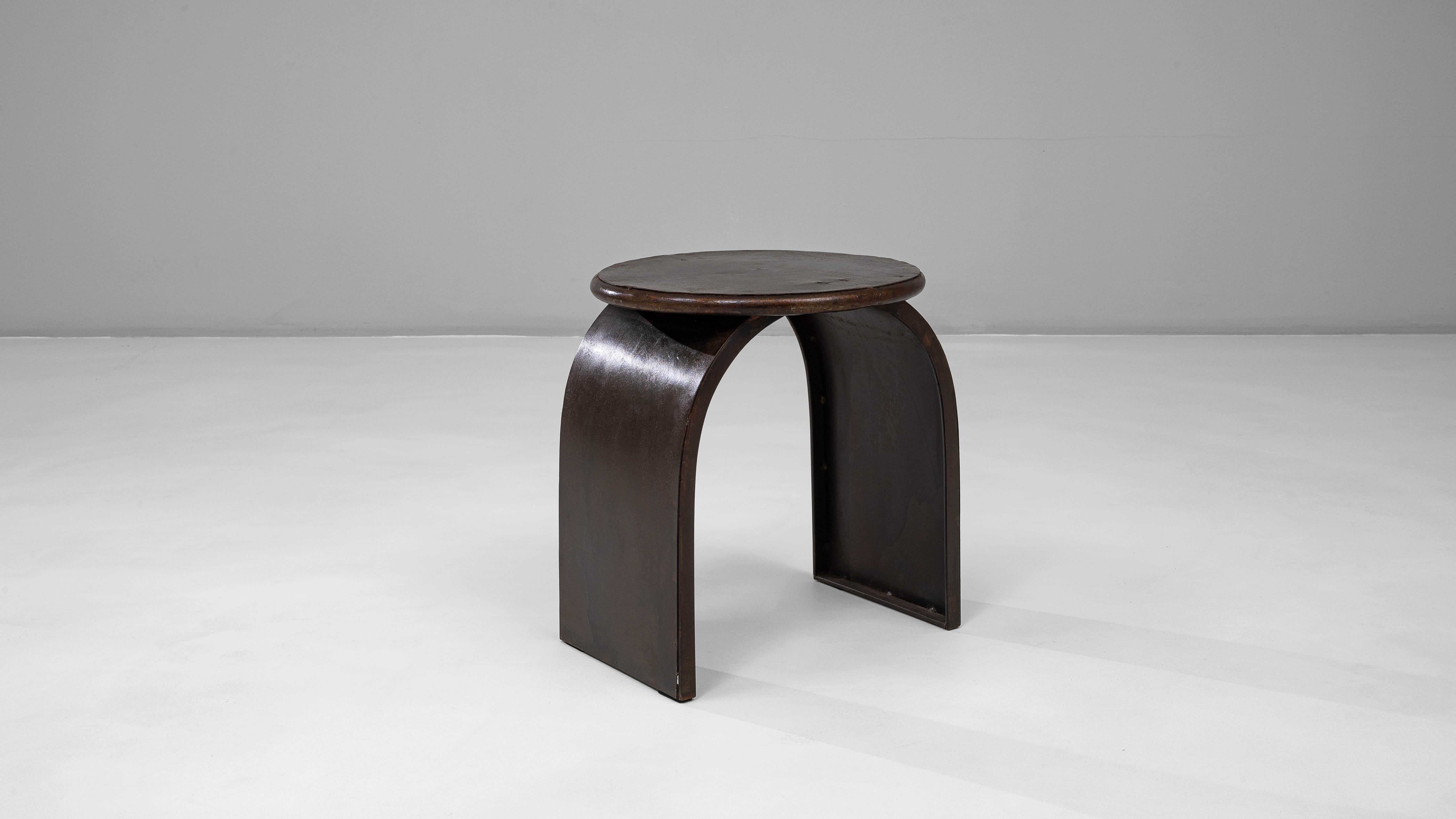 Polnischer industrieller geschwungener Metallhocker des 20. 4