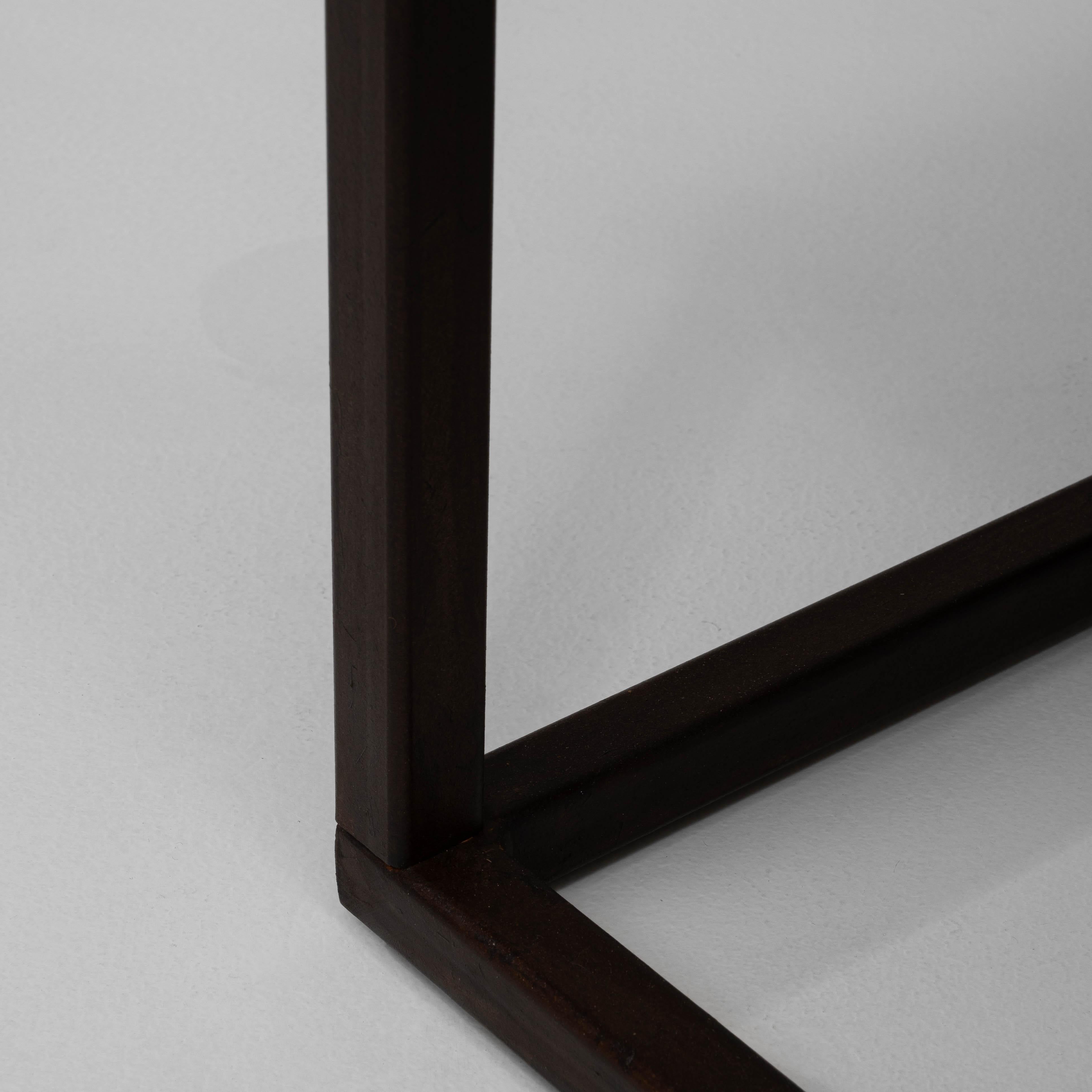 Table basse polonaise du 20ème siècle avec plateau en bois en vente 2