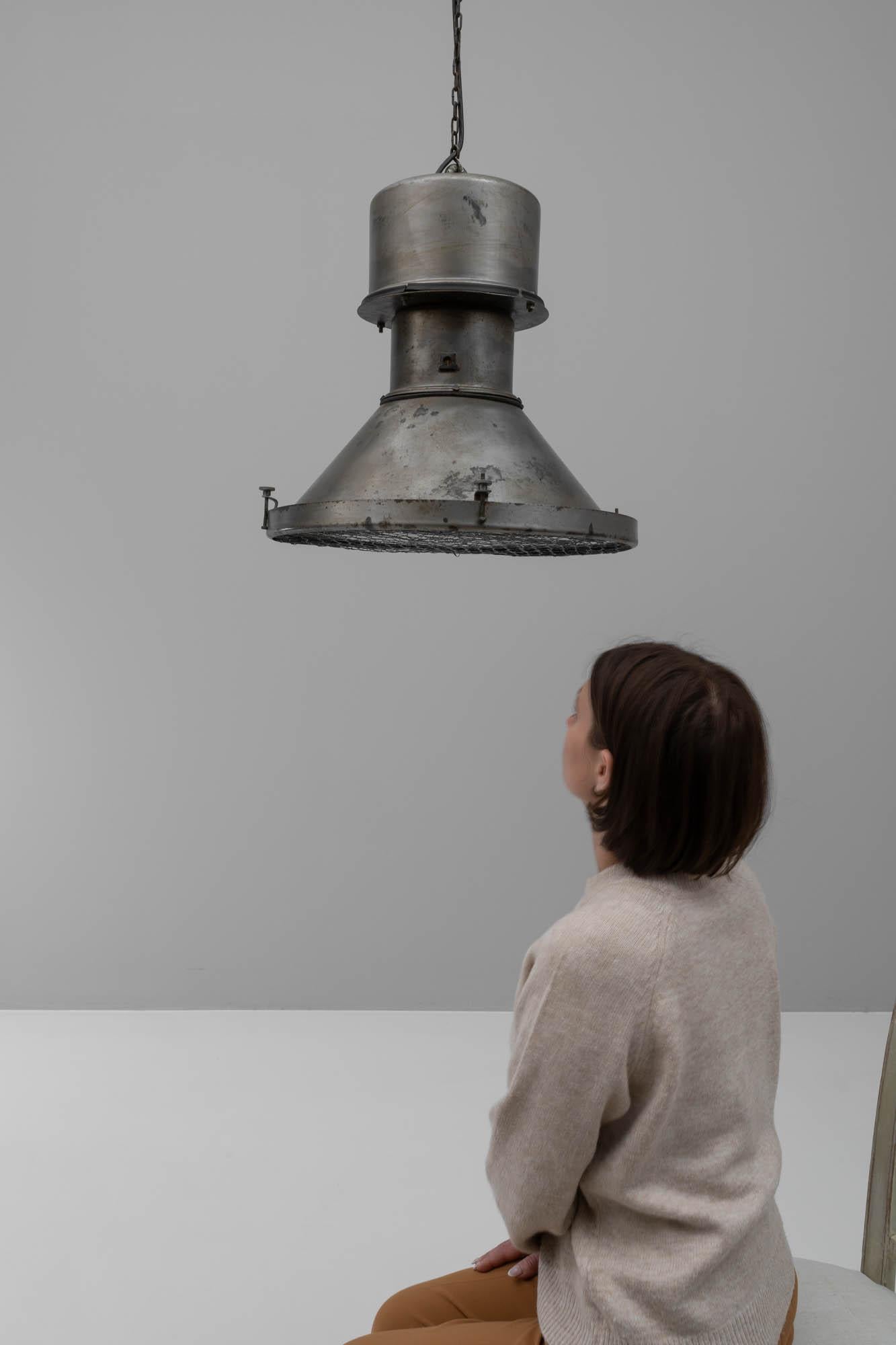 20th Century Polish Metal Pendant Lamp For Sale 2