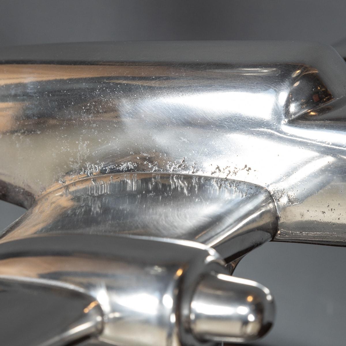 20th Century Polished Aluminium Model Of A Bomber Airplane, c.1950 For Sale 5