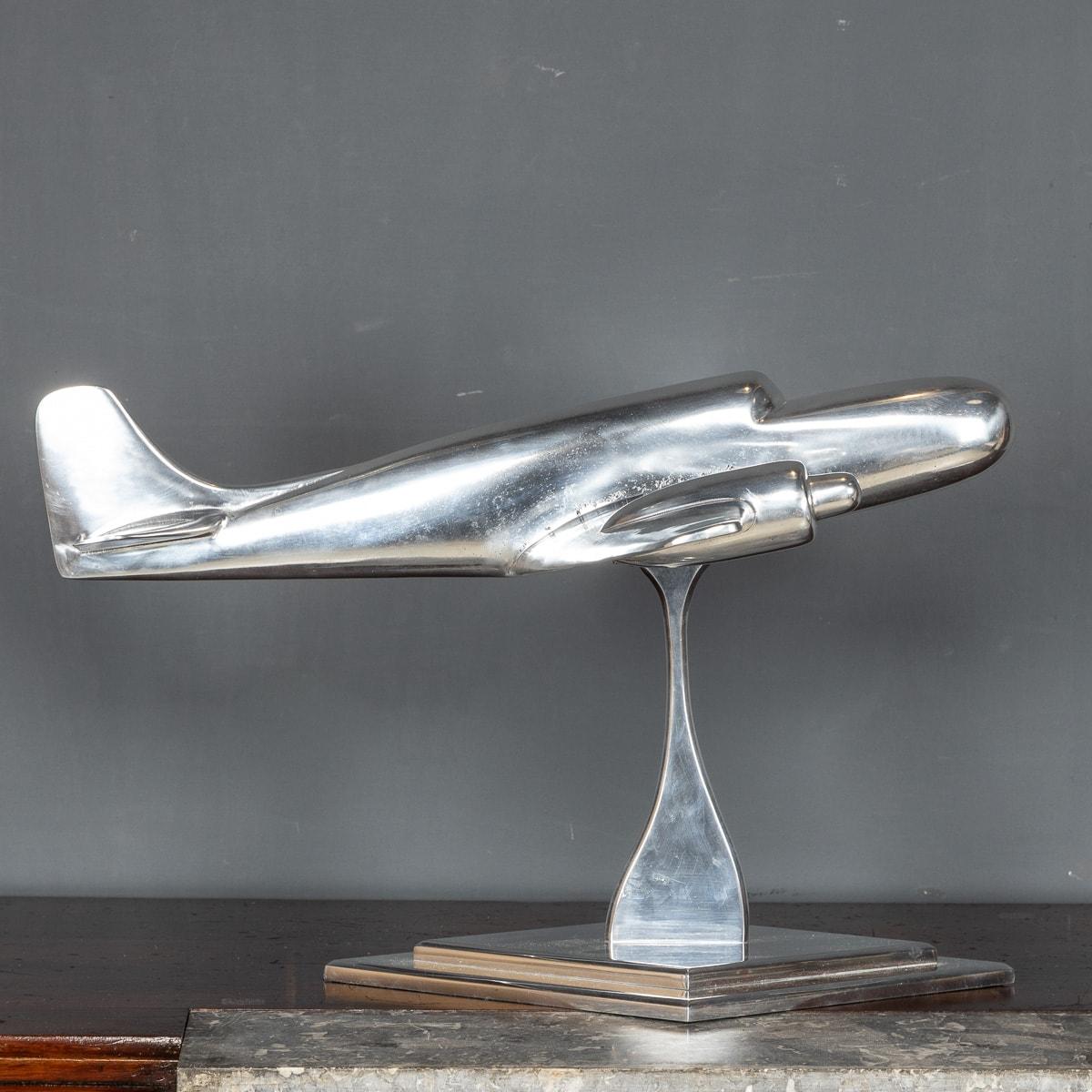 British 20th Century Polished Aluminium Model Of A Bomber Airplane, c.1950 For Sale