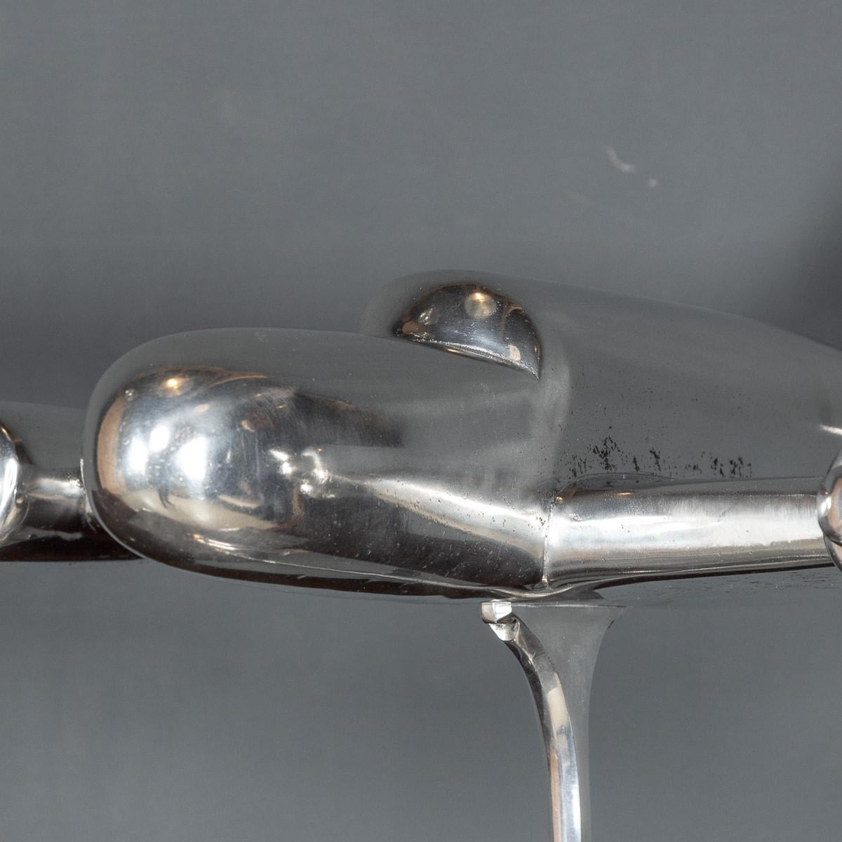 20th Century Polished Aluminium Model Of A Bomber Airplane, c.1950 For Sale 1